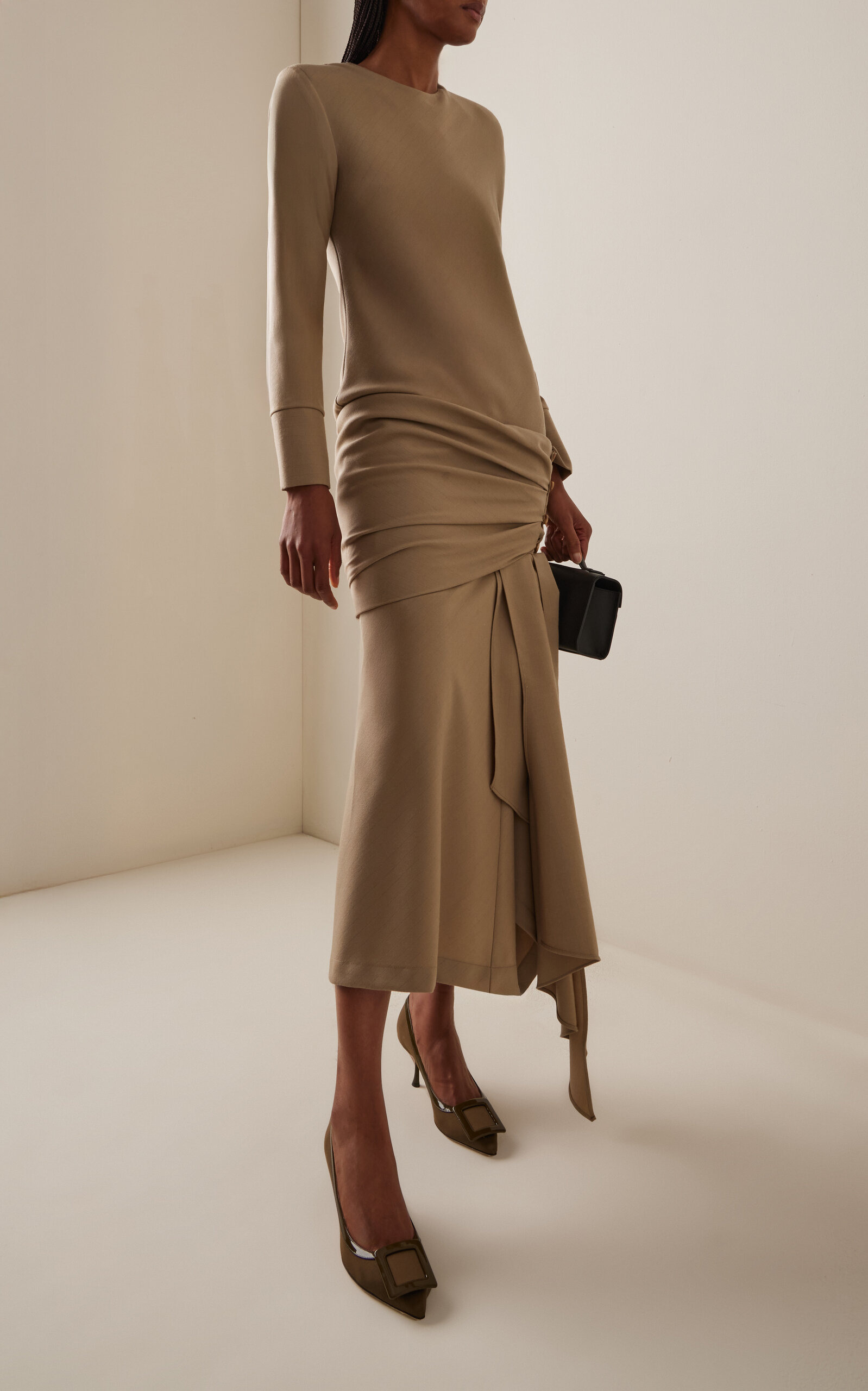 Viv in the City Faille Pumps olive - 2