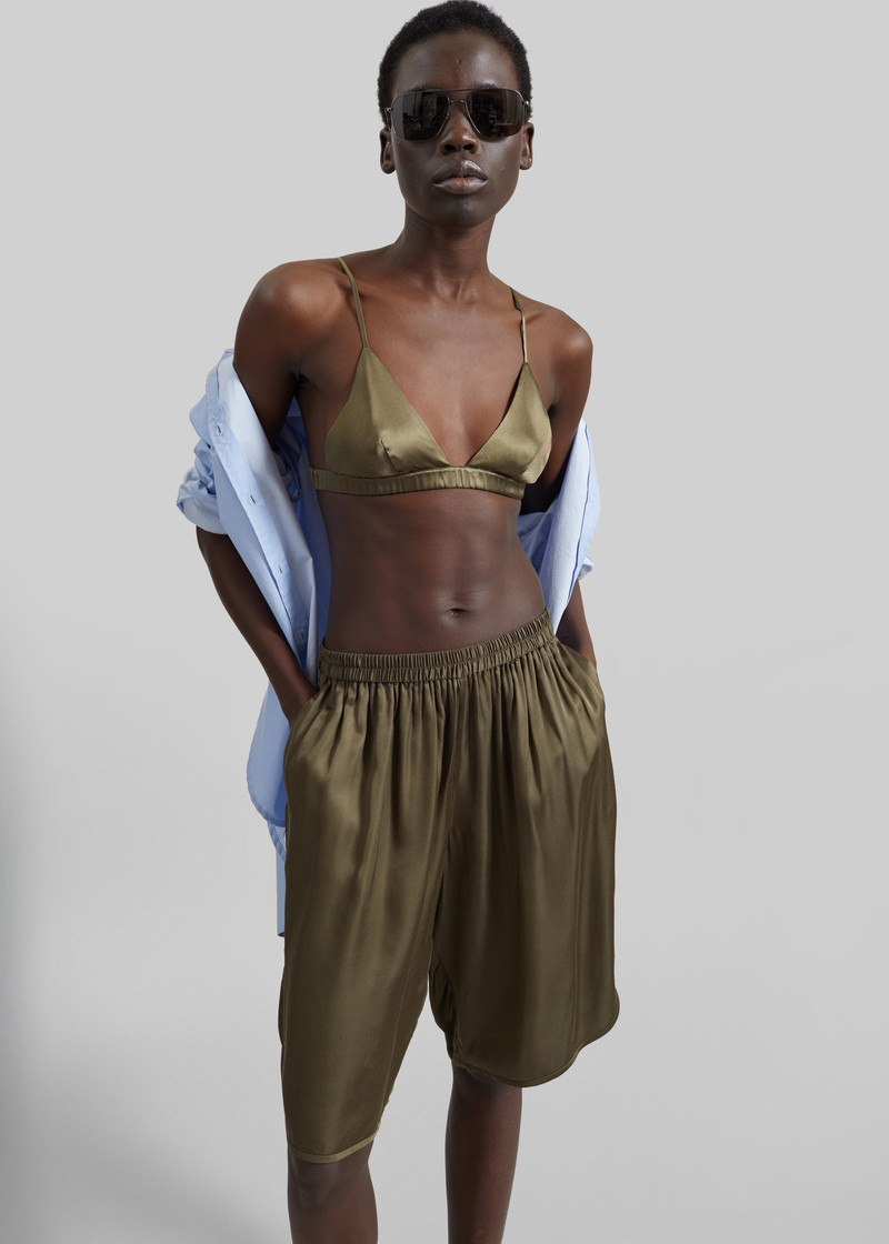 Nelis Silk Bermuda Shorts - Olive 3