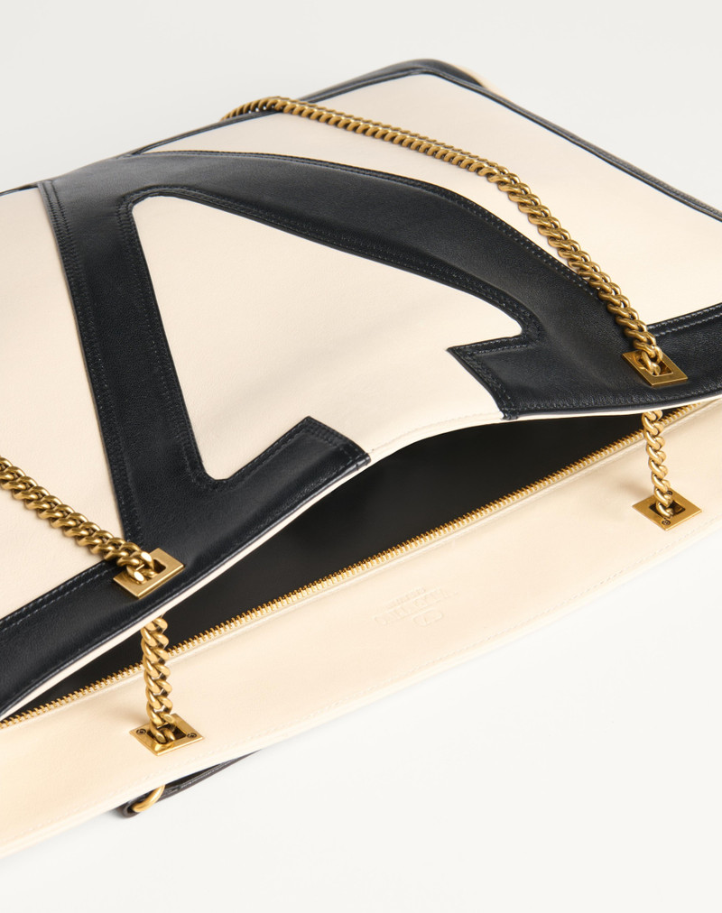 Valentino VALENTINO GARAVANI VIVA SUPERSTAR NAPPA LEATHER SHOPPER outlook