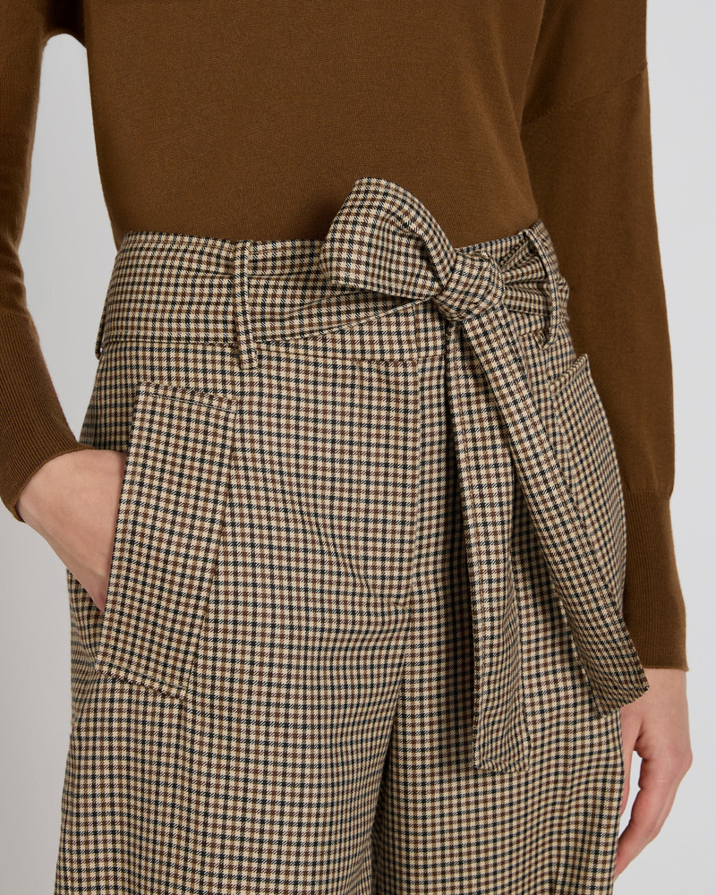 Wide fit trousers in wool twill 4