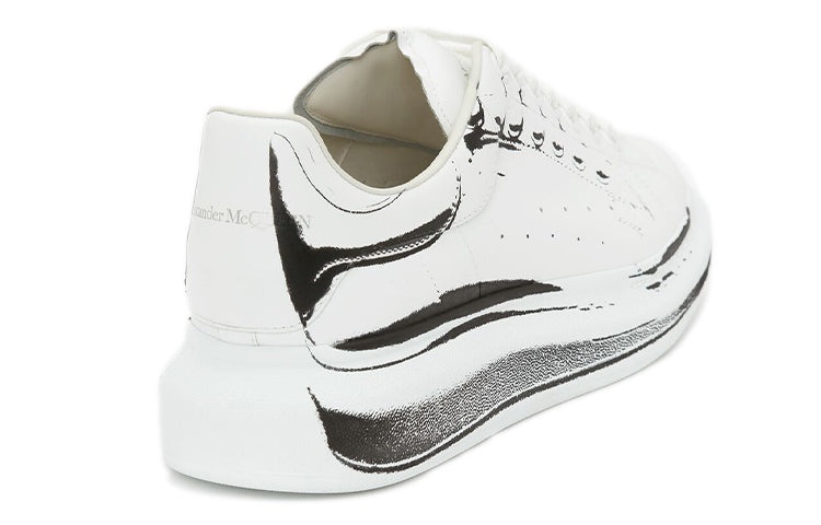 Alexander McQueen Alexander McQueen Oversized Sneaker 'White