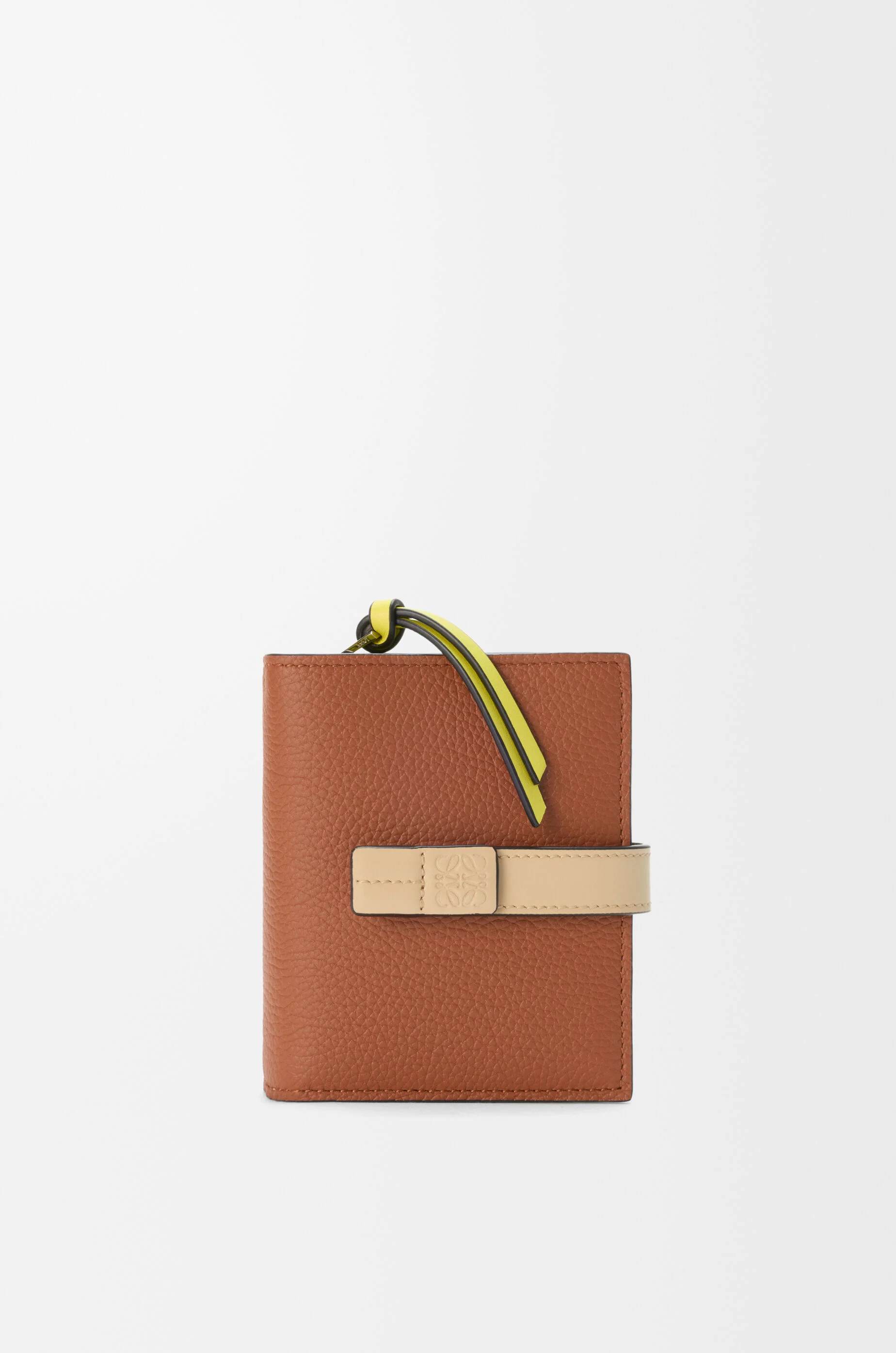 Compact zip wallet in soft grained calfskin - 1