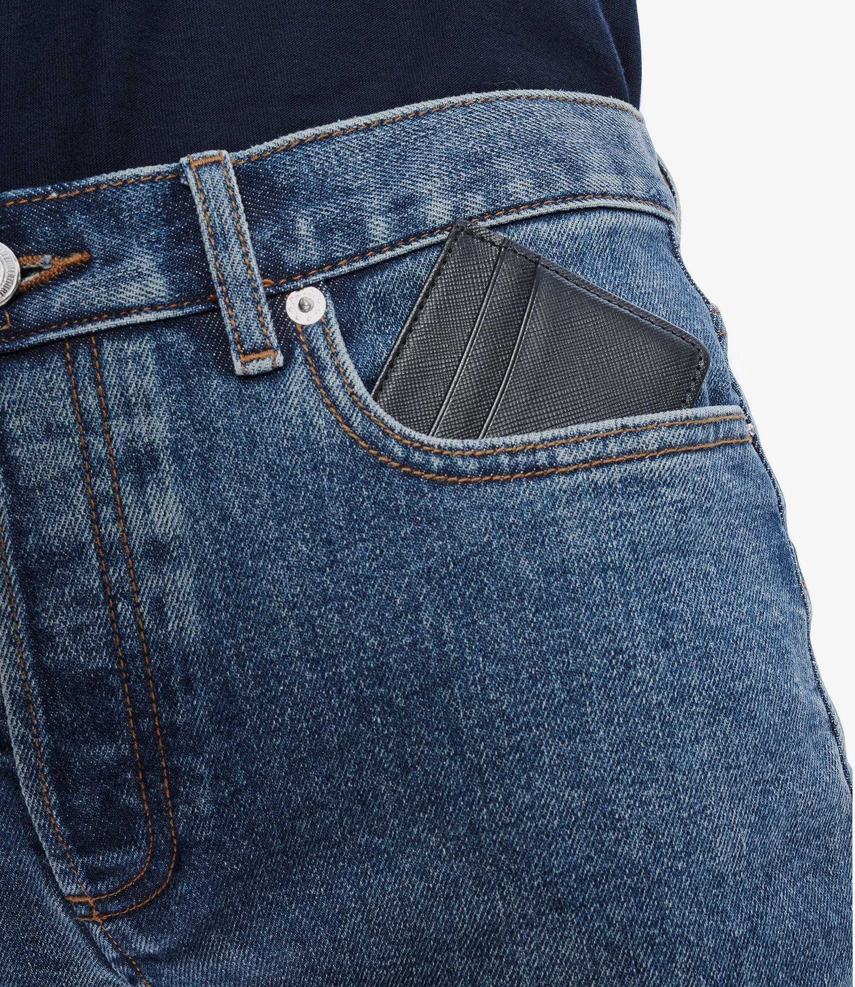 André Cardholder - 2