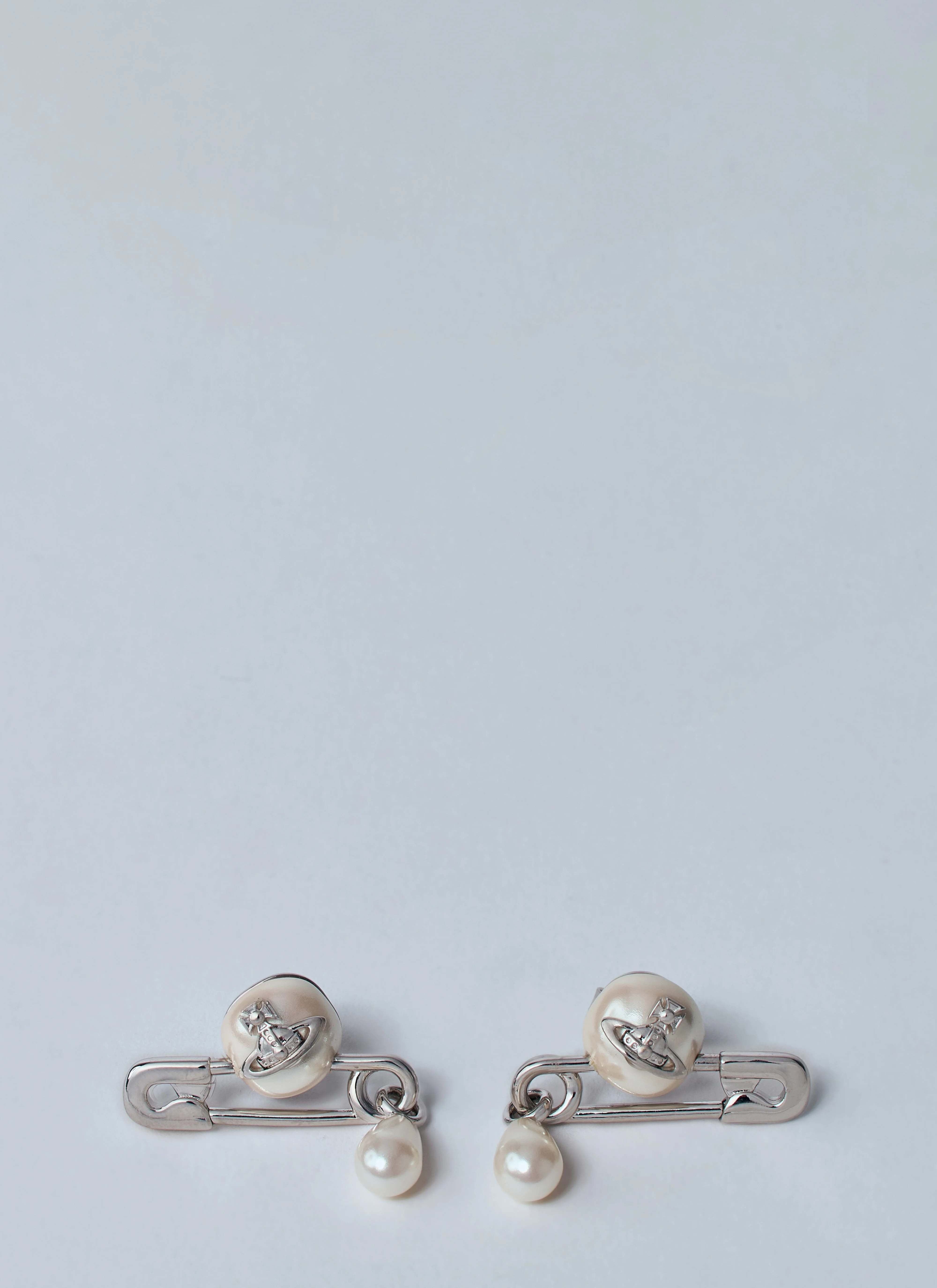 Claude Small Stud Earrings - 1