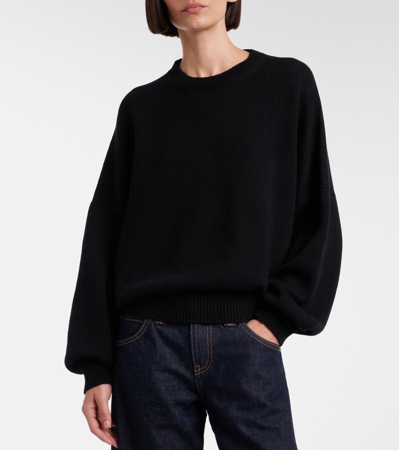 KHAITE Margaux oversized cashmere sweater outlook