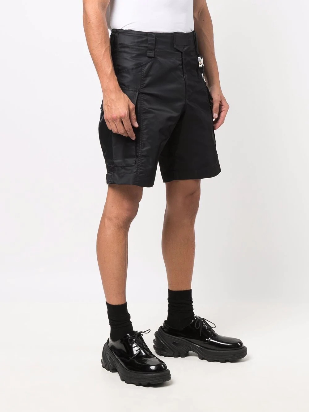 buckle-detail cargo shorts - 6