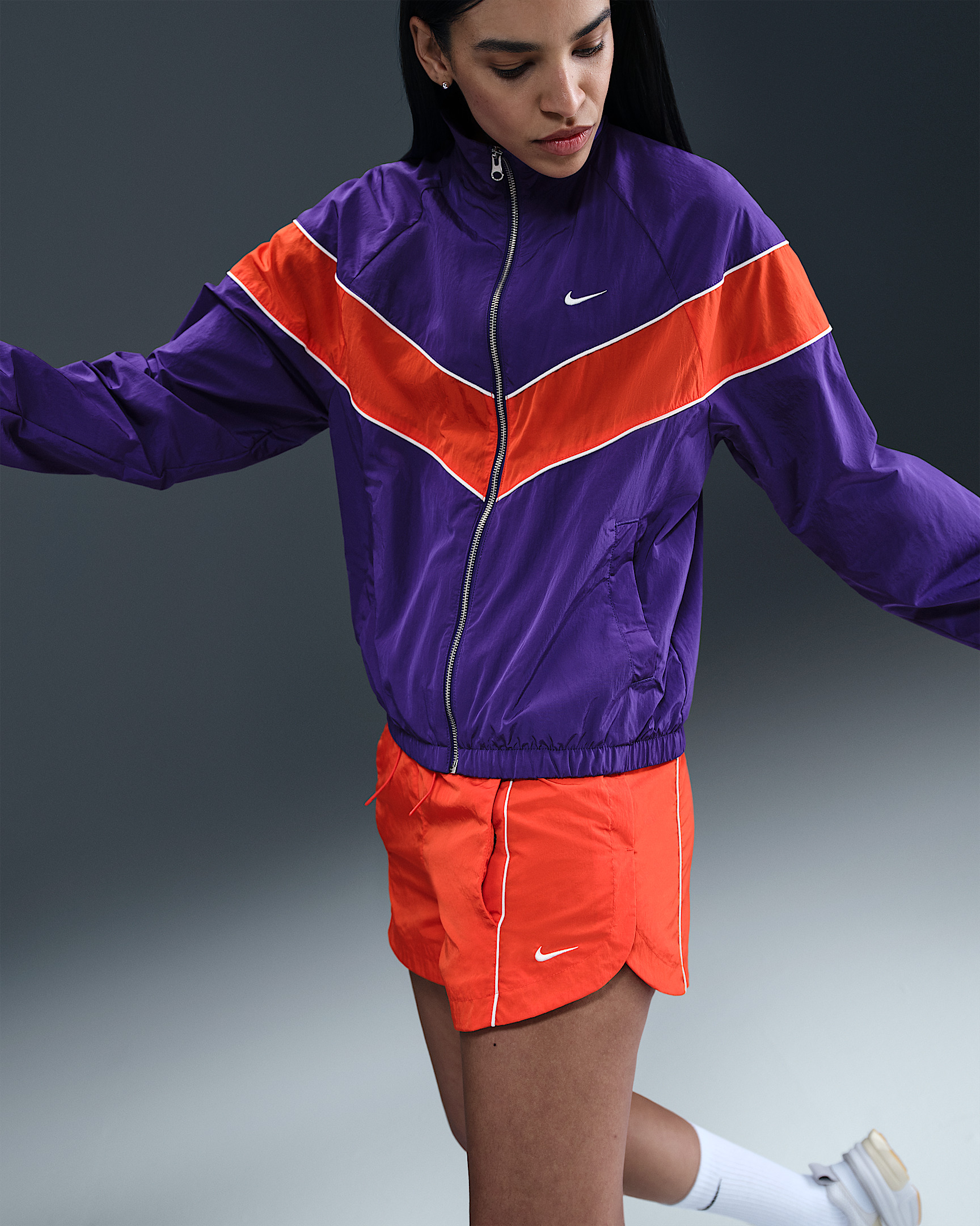 Nike Windrunner Women's Mid-Rise 2" Woven Shorts - 5