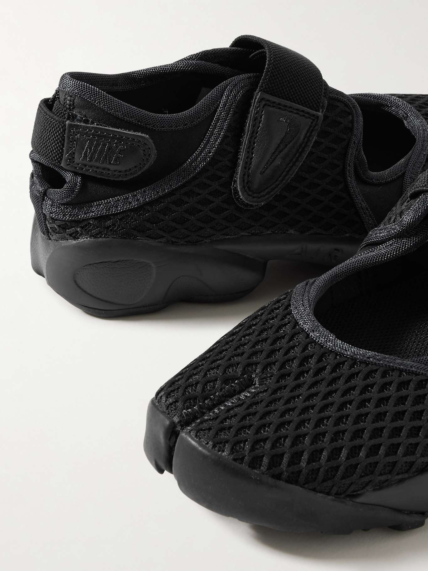 Air Rift mesh split-toe sneakers Black - 4