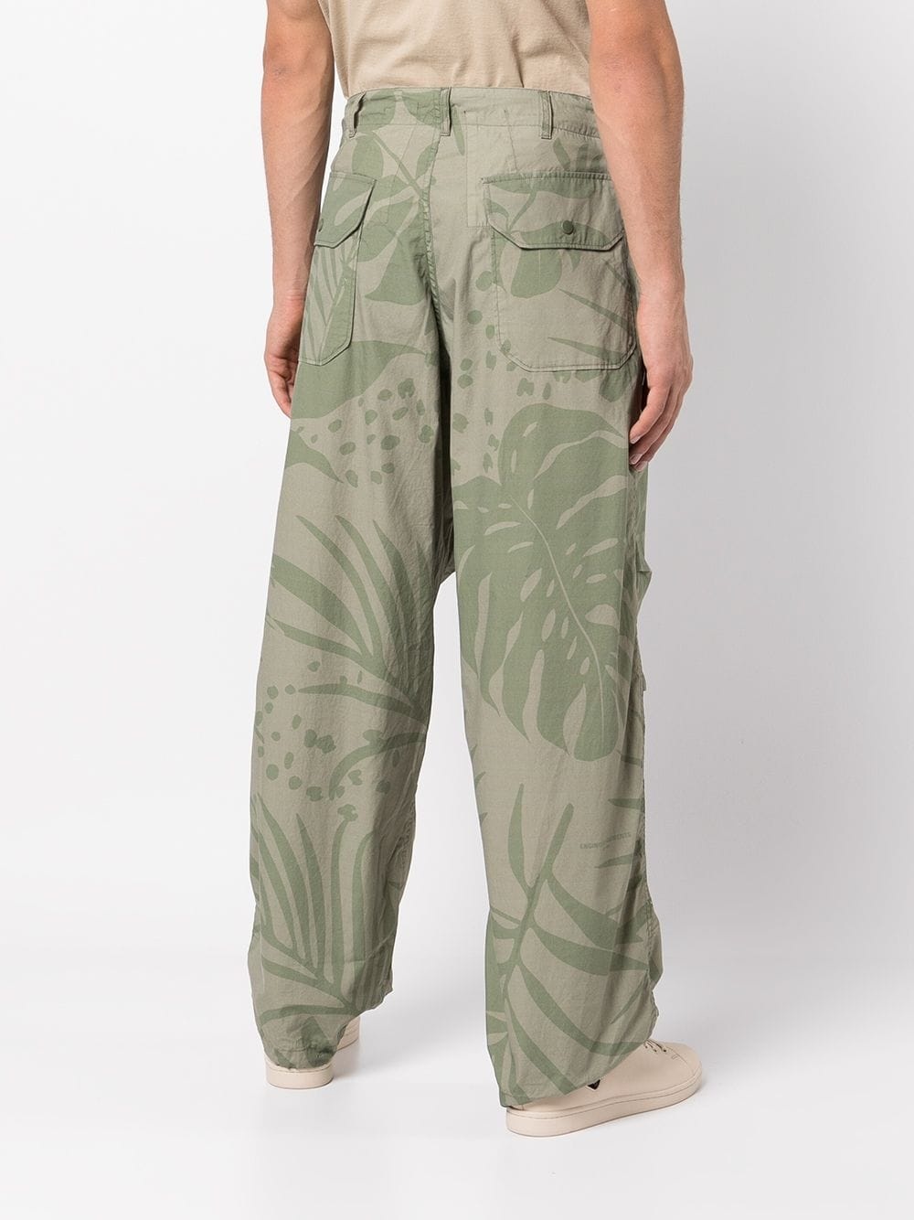 straight-leg leaf-print trousers - 4