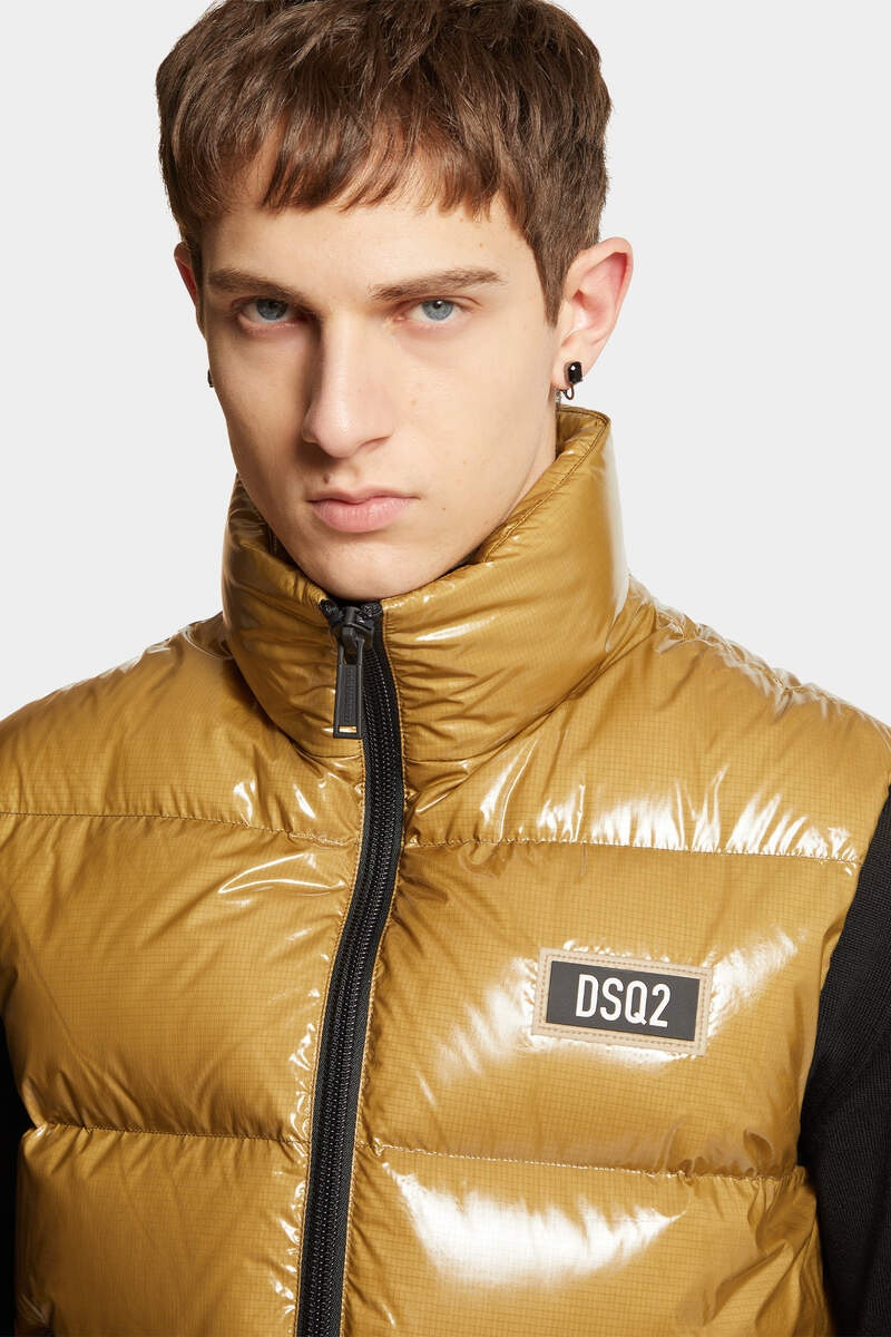 ULTRA LIGHT DOWN VEST 5