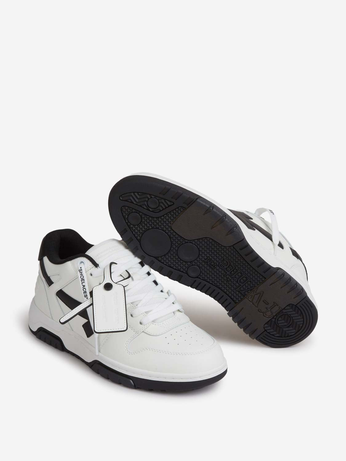 SNEAKERS OUT OF OFFICE - 4