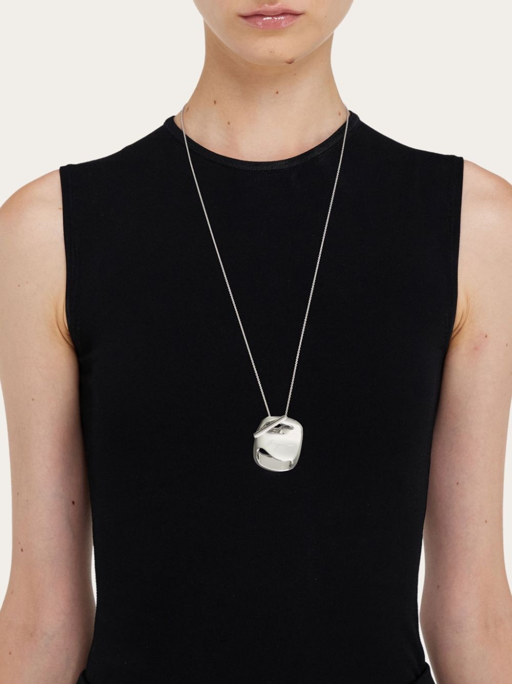 large Vara necklace - 4