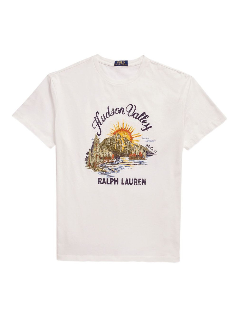 short-sleeved graphic T-shirt 1