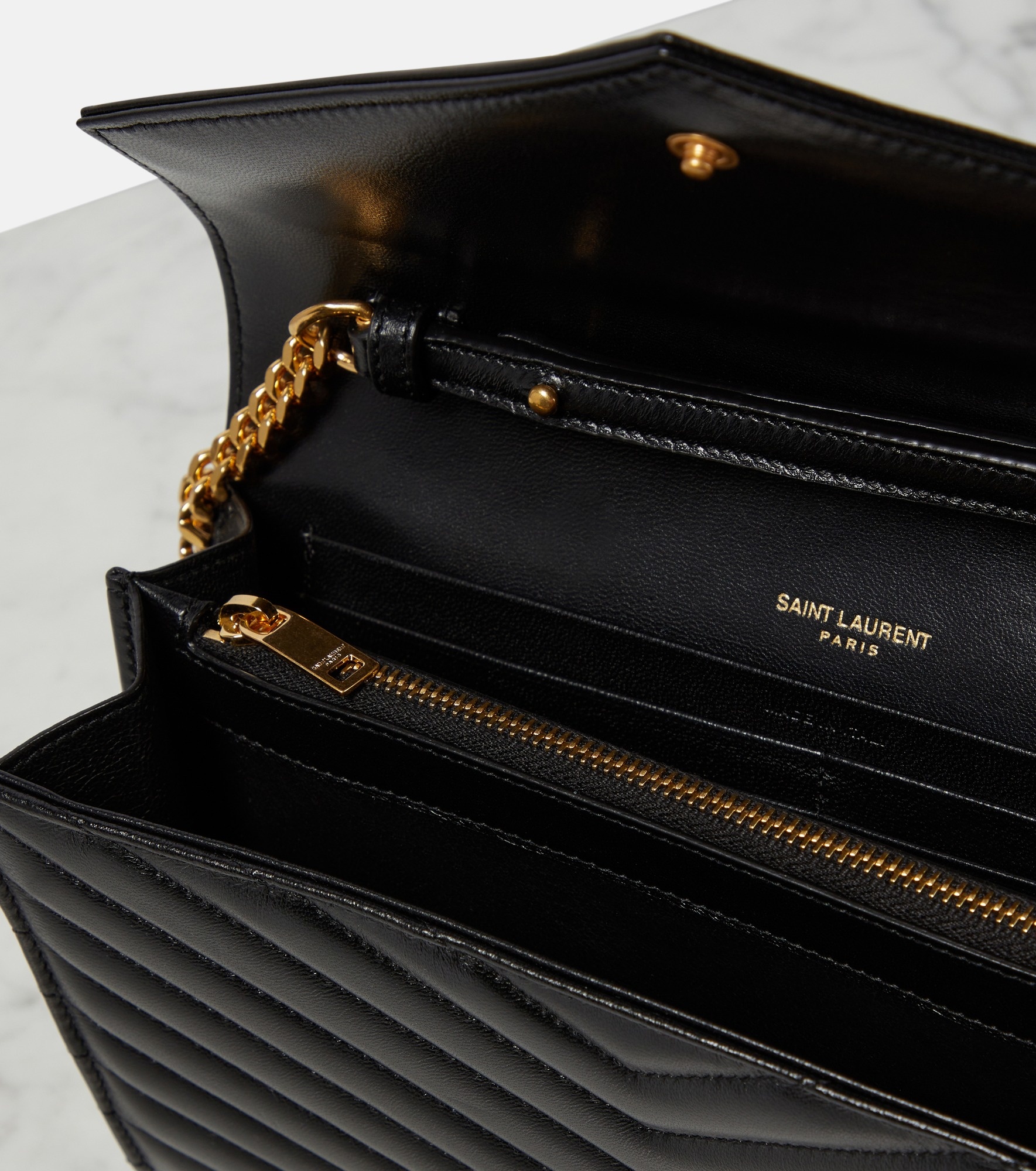Cassandre matelassé leather wallet on chain - 3