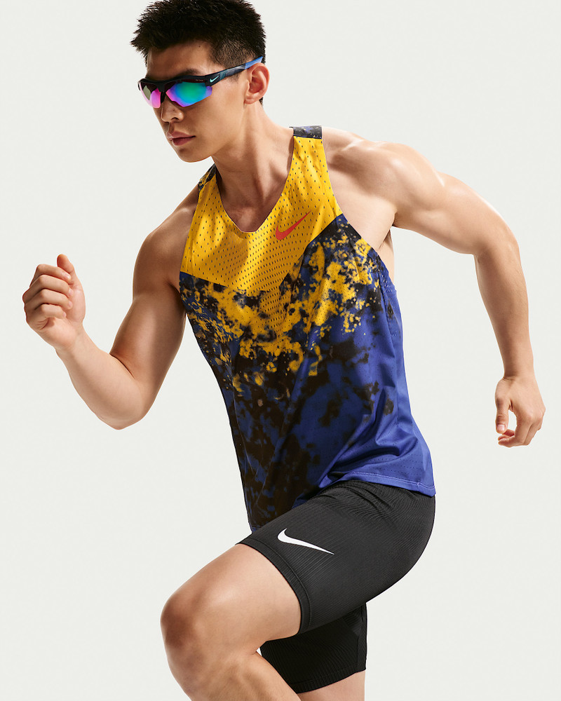 Nike AeroSwift Men's Dri-FIT ADV Running Singlet 3