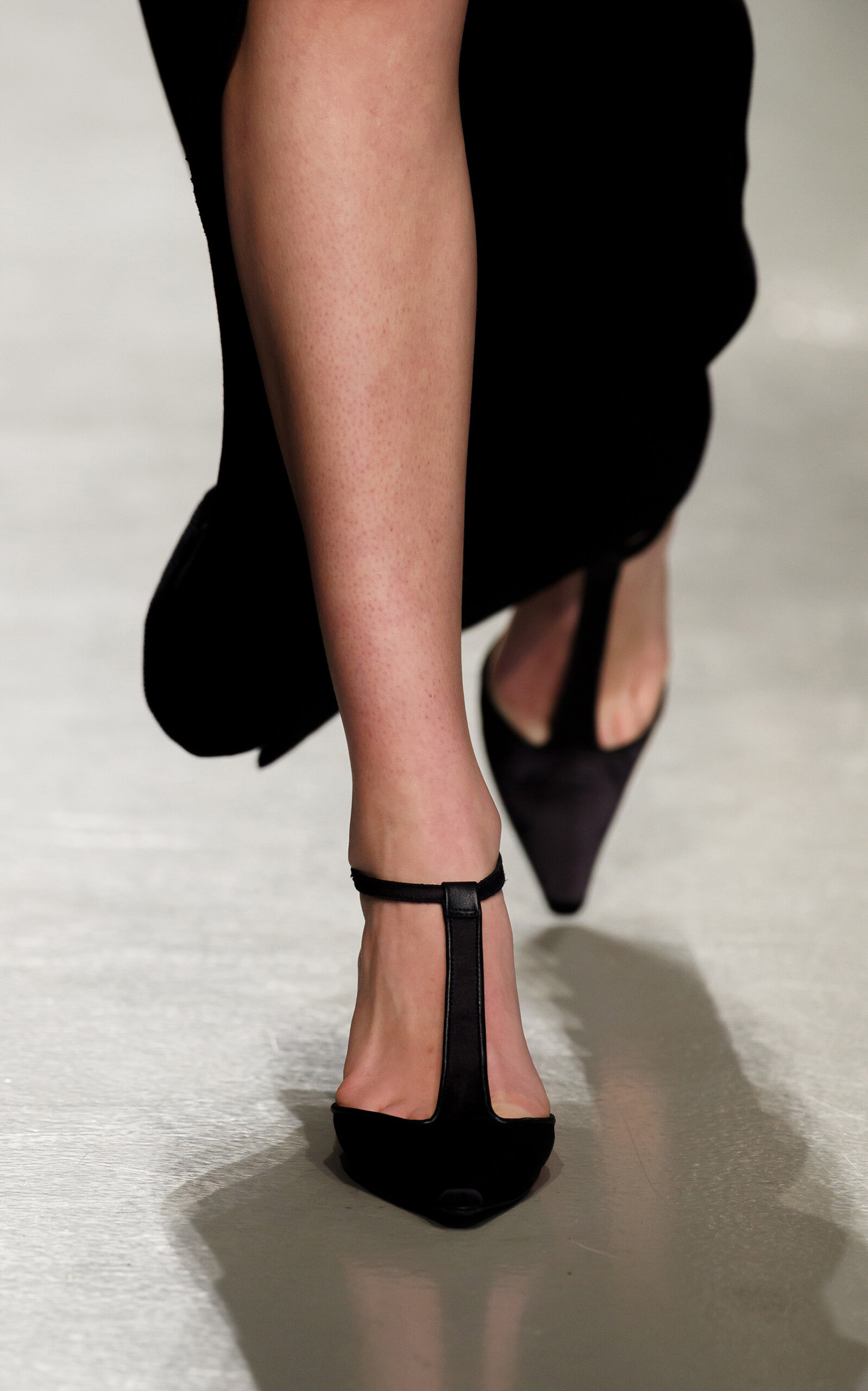 T-Bar Satin Pumps navy - 3