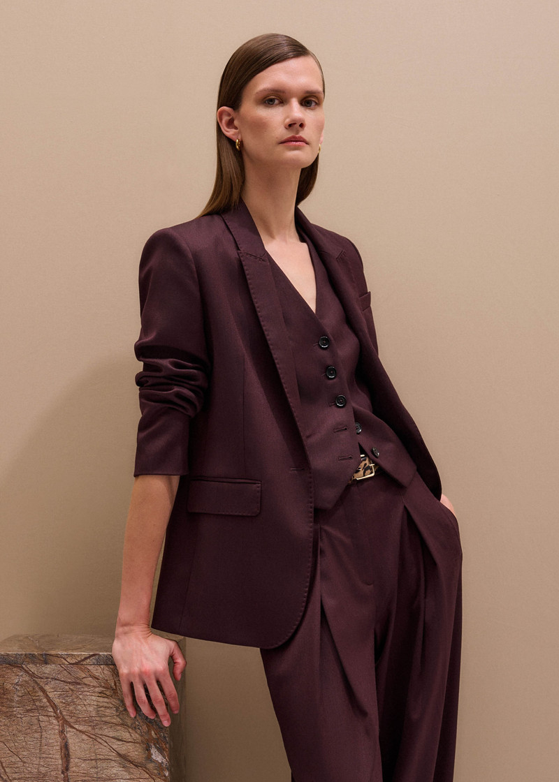 Sharp Shoulder Blazer 1