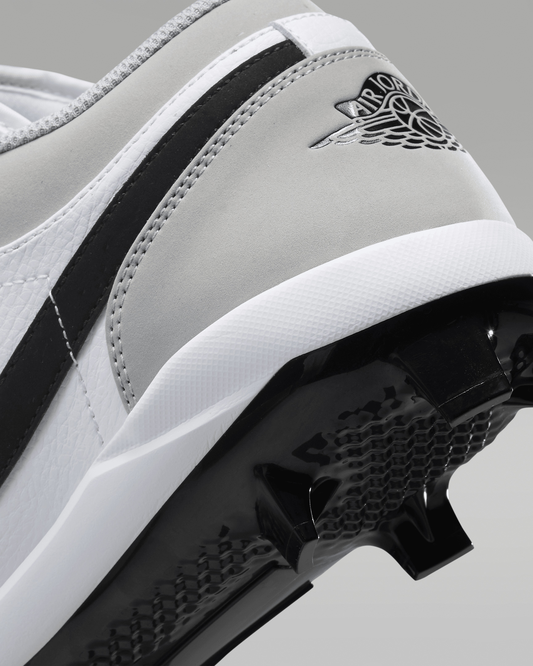 Jordan 1 Retro MCS Low Men's Baseball Cleats - 9