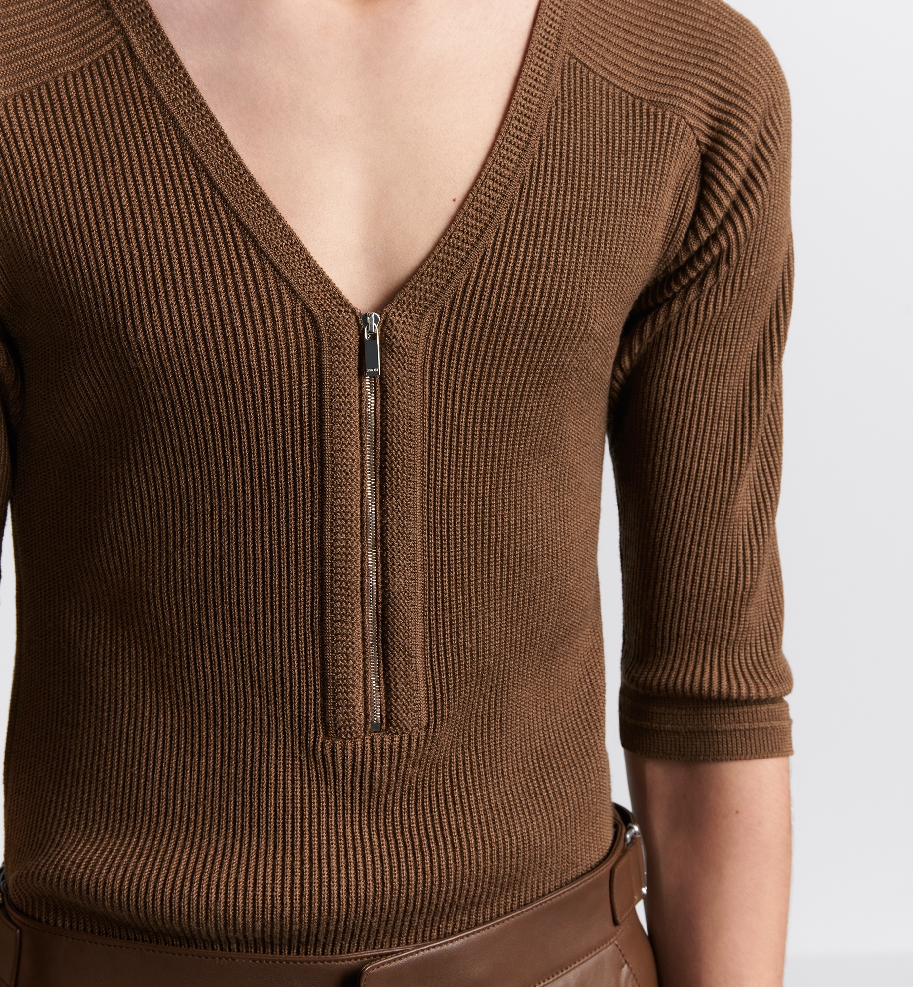 Zipped Fitted Top - 4