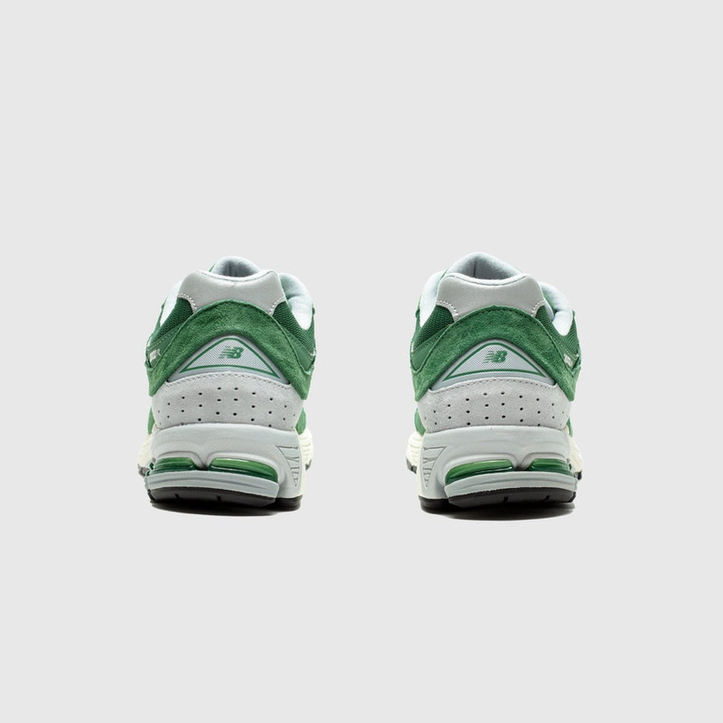 New Balance M2002RHW outlook