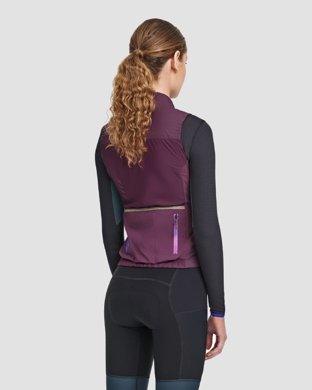 Women's Alt_Road™ Thermal Vest - 4