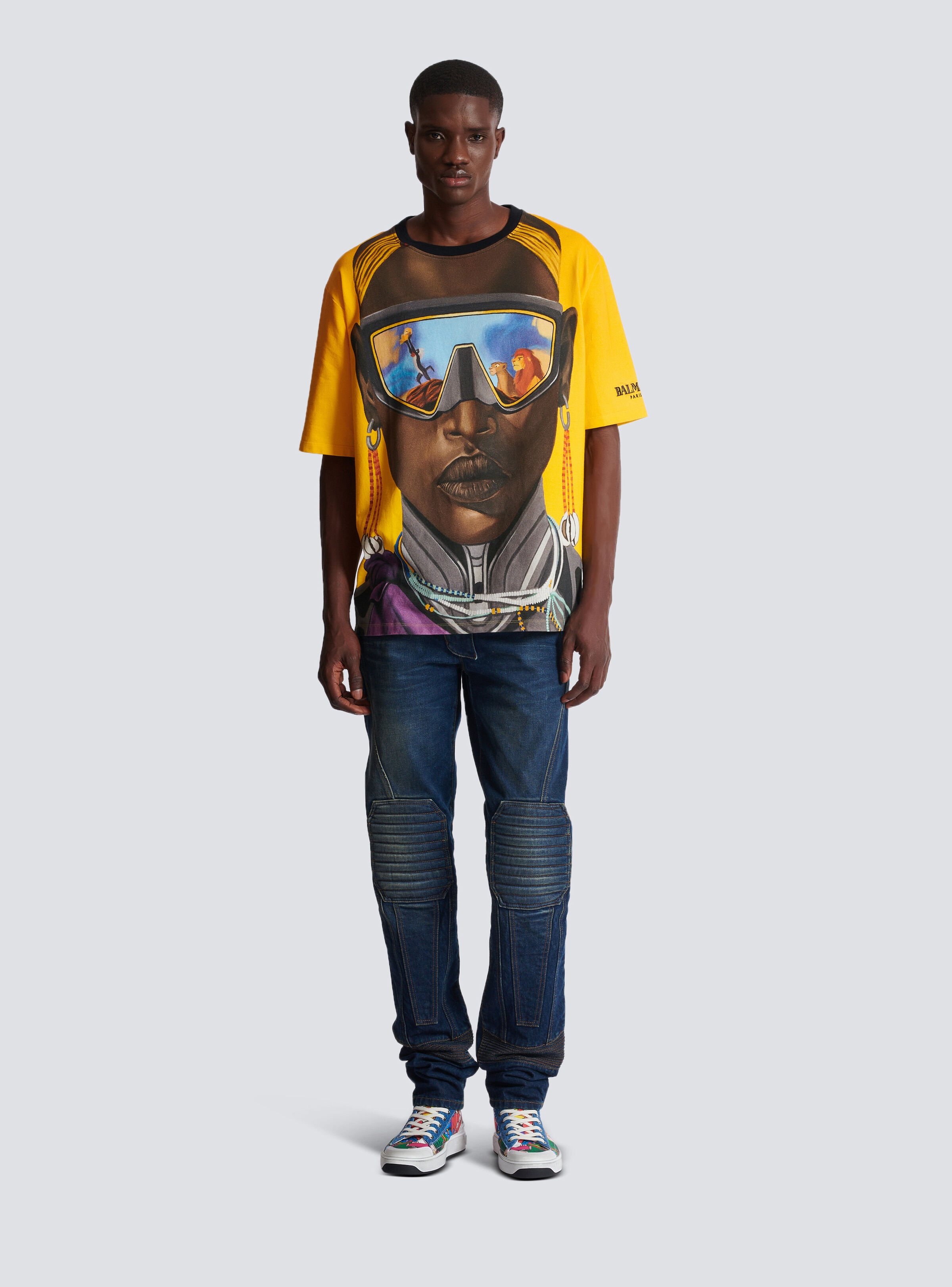 Disney x Balmain: The Lion King - Relaxed T-shirt with Nika Mtwana print - 2