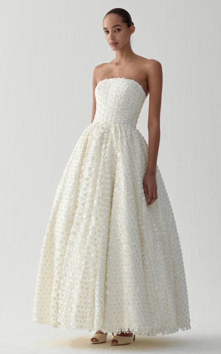 Lauda Voluminous Maxi Dress white - 1