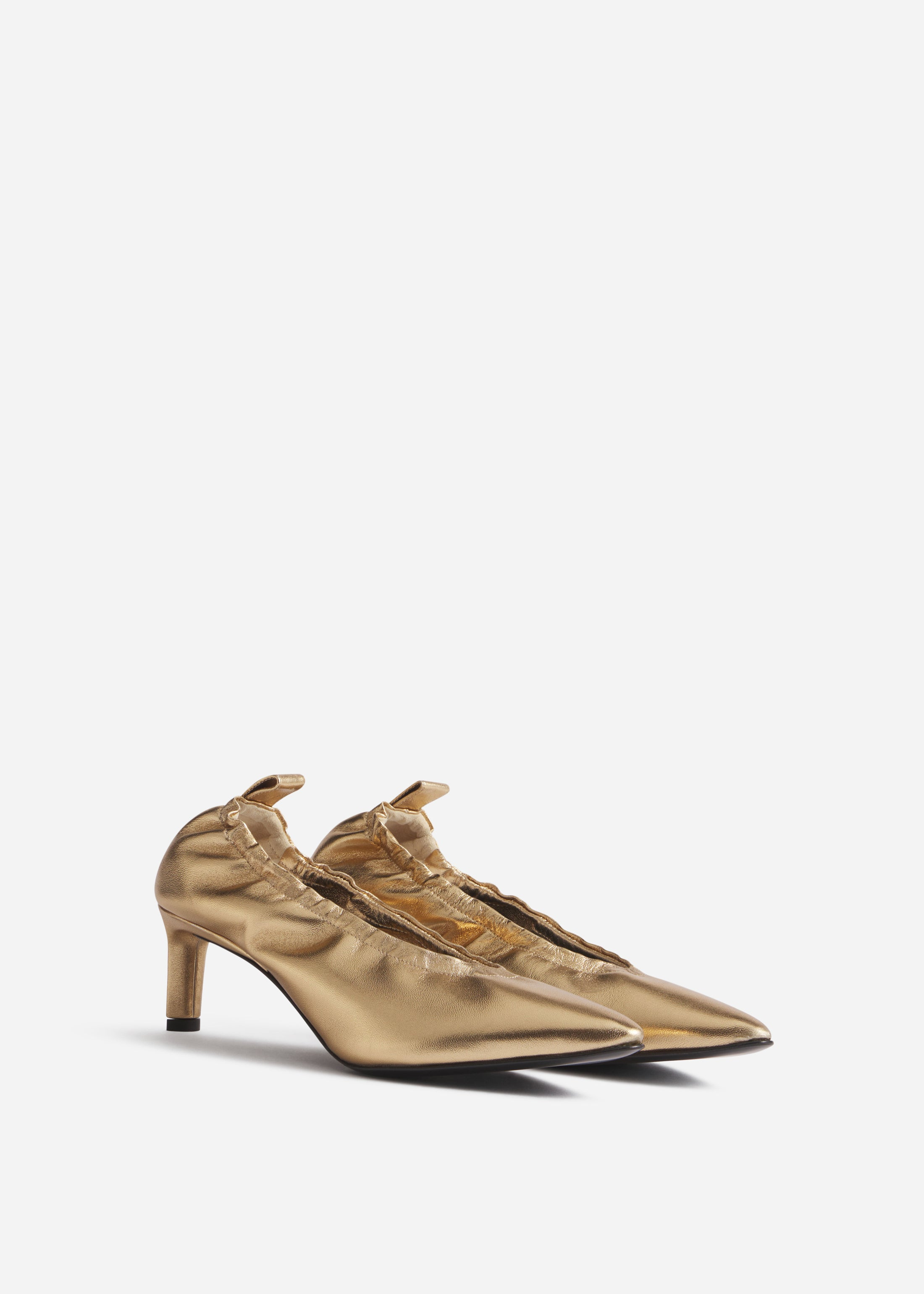 Leather Ruched Back Heeled Pumps - 2