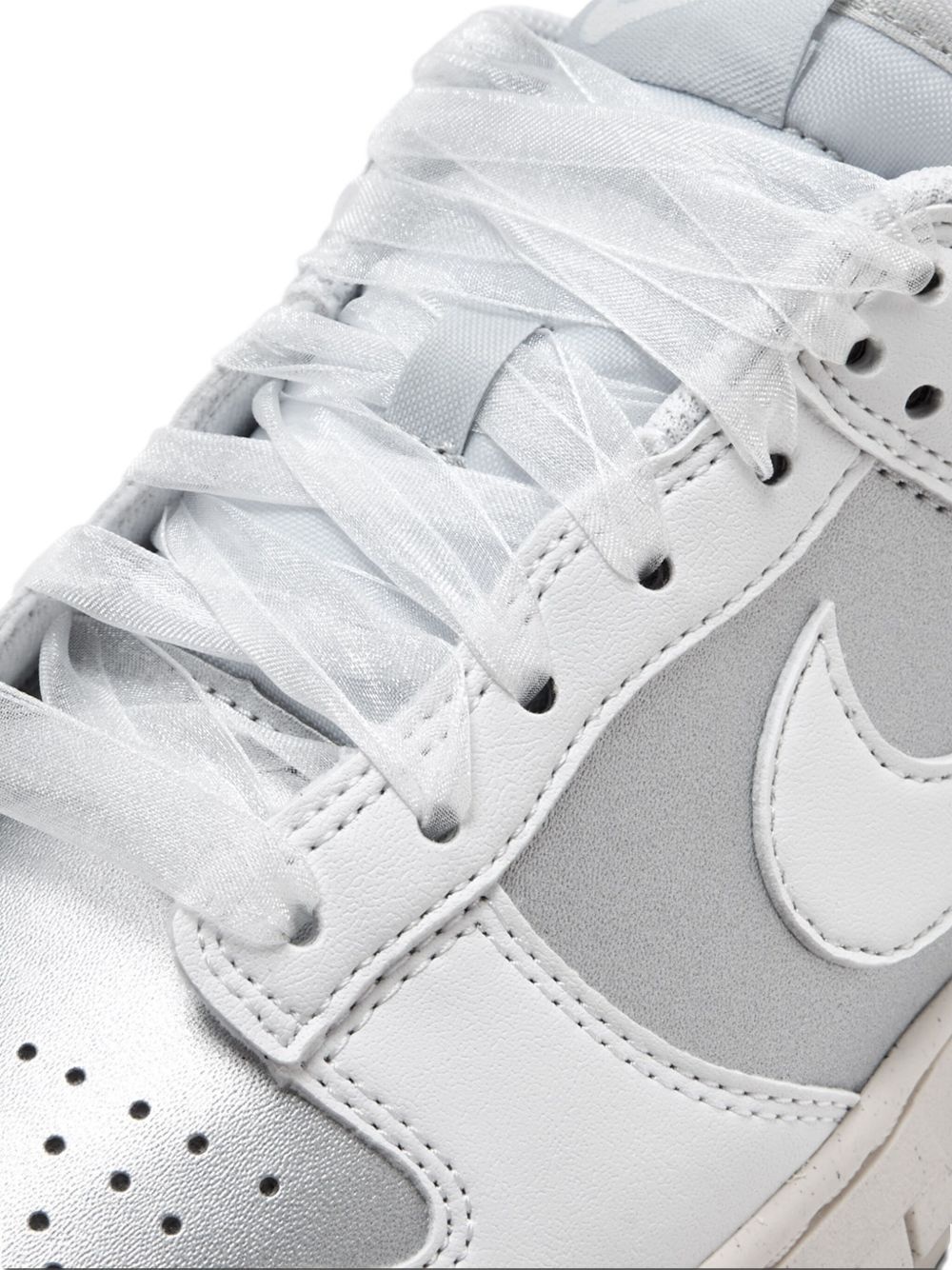 Dunk Low metallic leather sneakers - 4