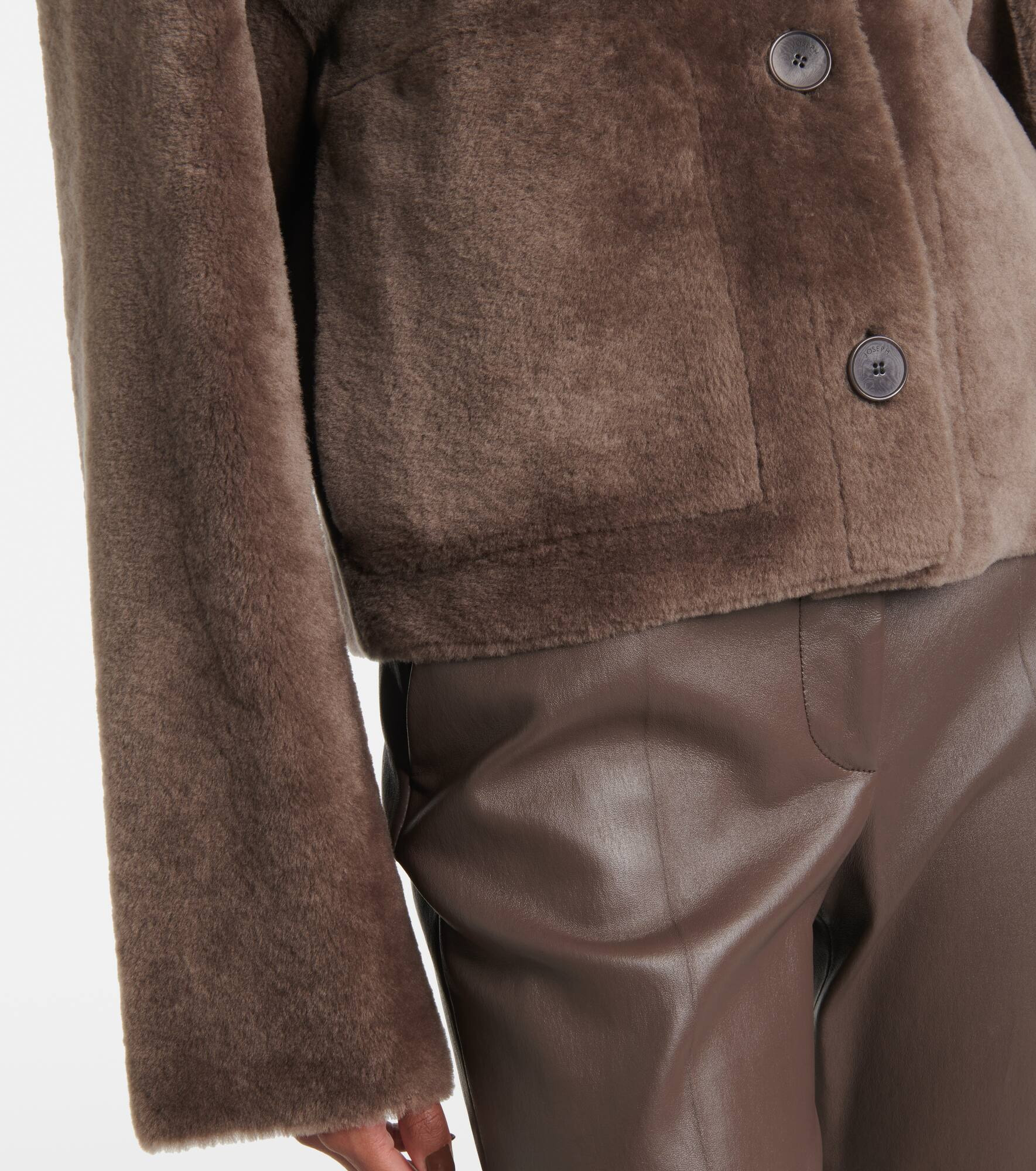 Reversible shearling and leather jacket - 5