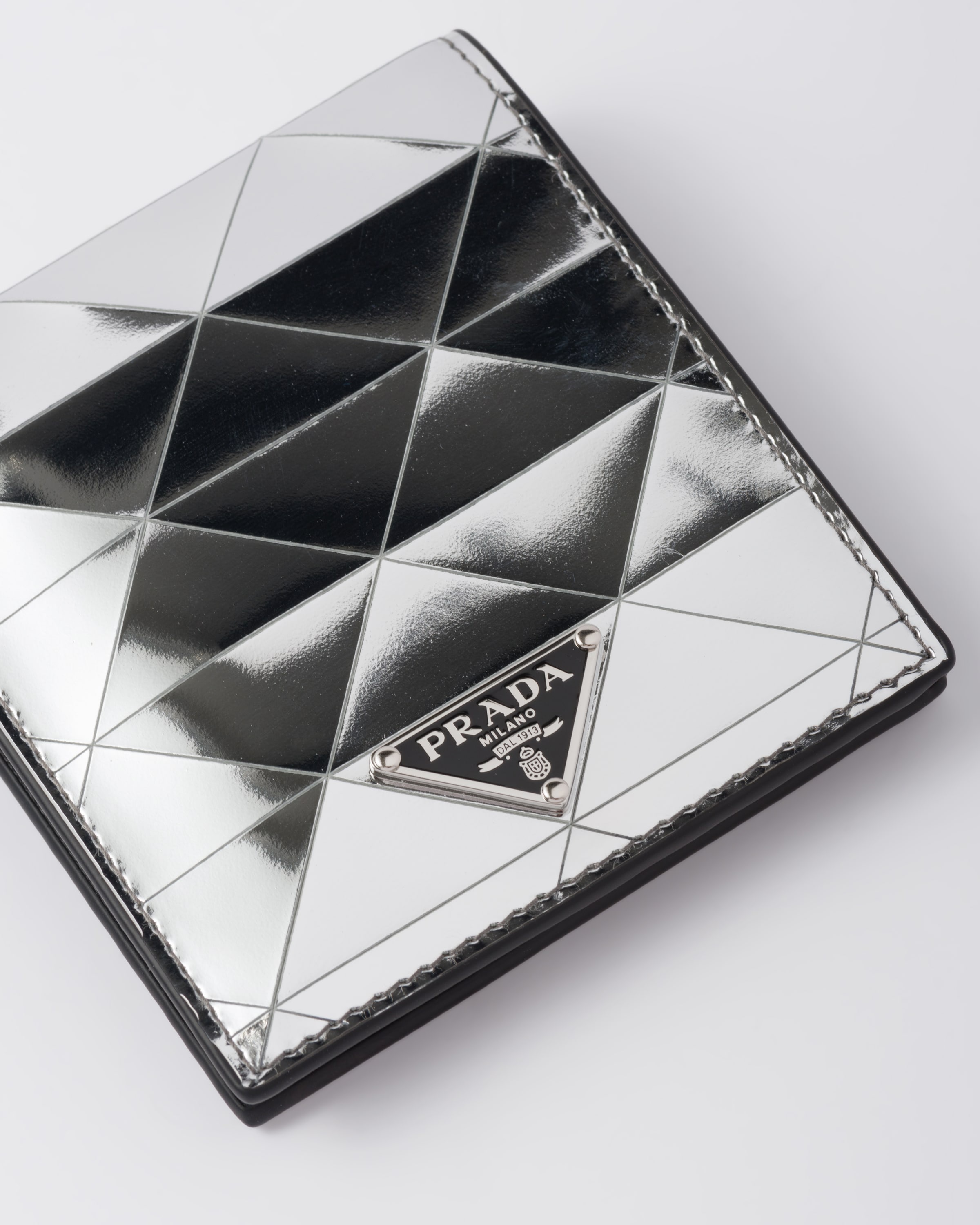 Brushed leather wallet - 5