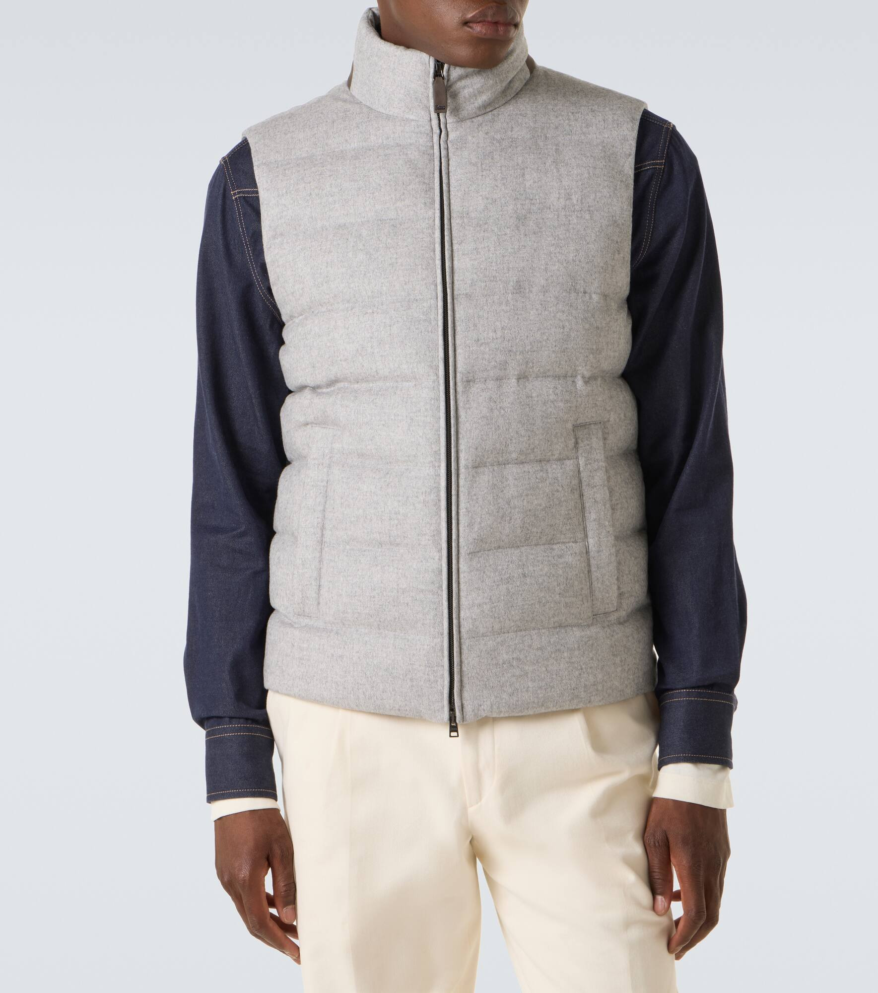 Down-paneled silk and cashmere vest - 3