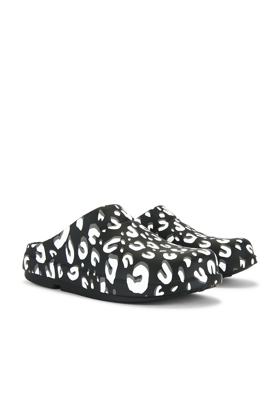 x OFFOS Leopard Clog - 2