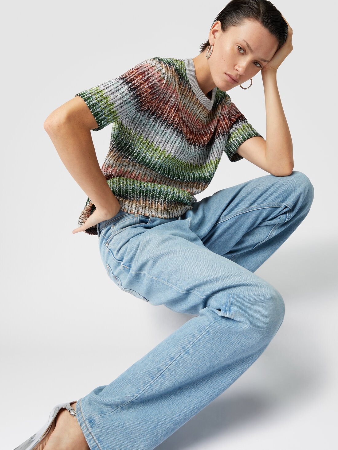 Crewneck T-shirt in gradient zigzag knit with sequins - 5