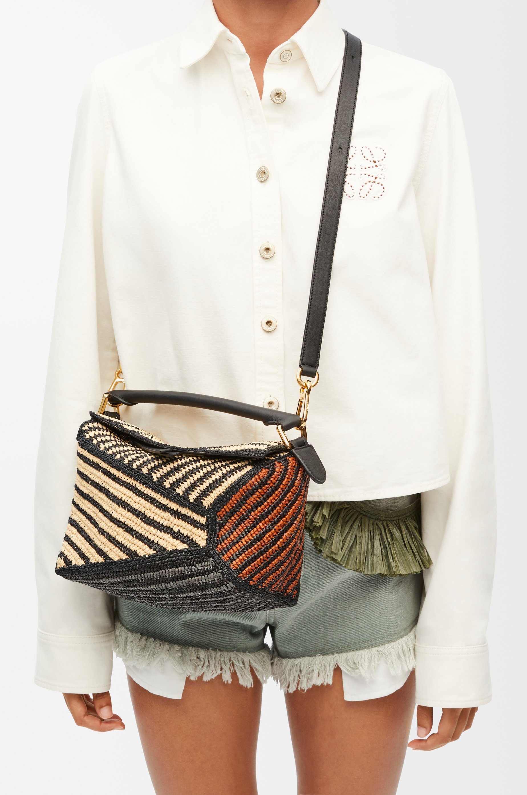 Small Puzzle Edge bag in raffia and calfskin - 3