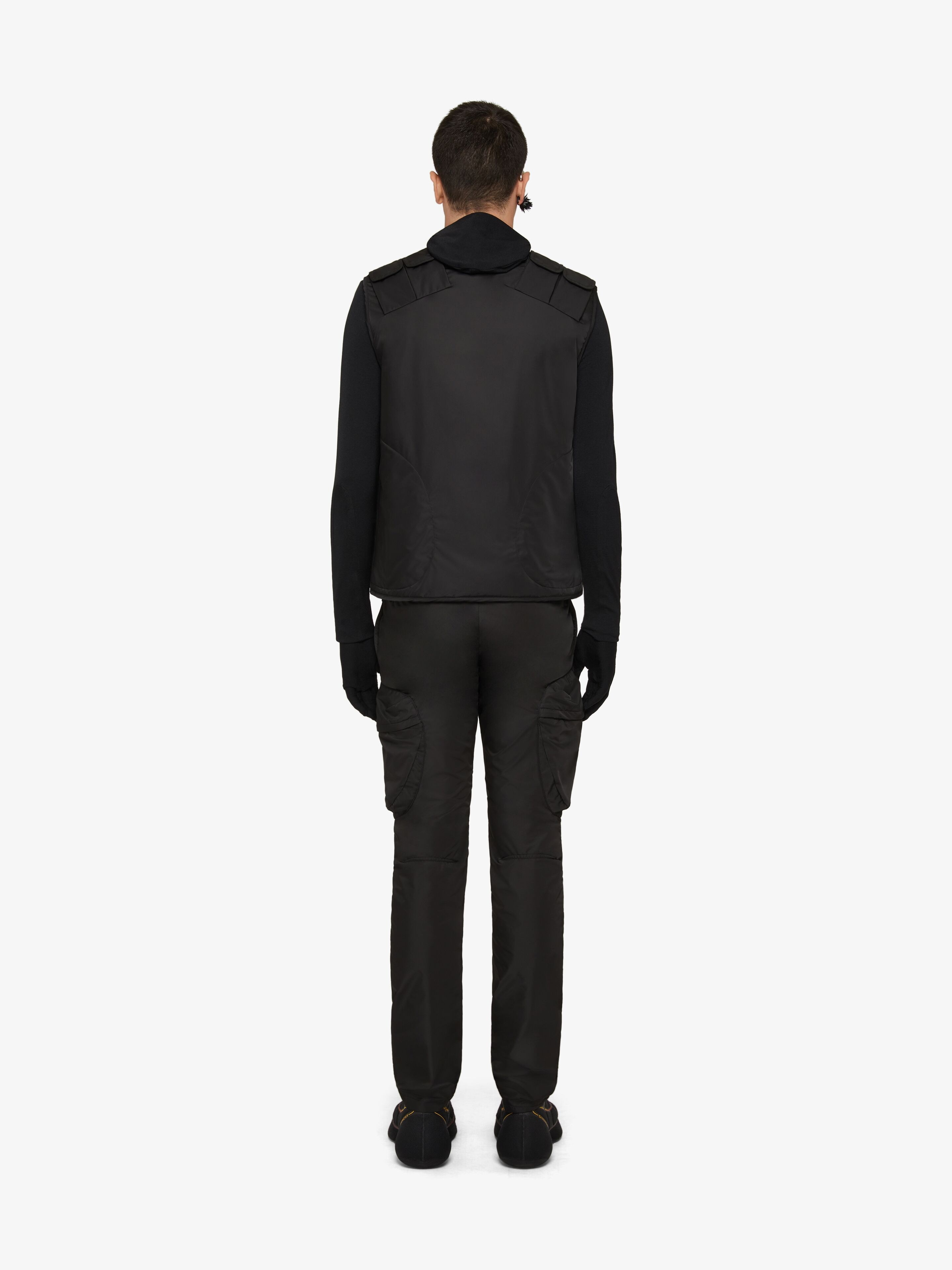 SLIM FIT CARGO PANTS IN TECHNICAL NYLON - 4