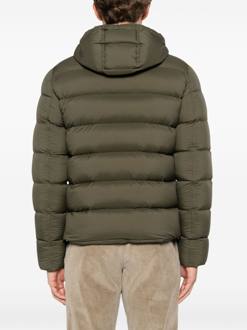 detachable-hood jacket 4