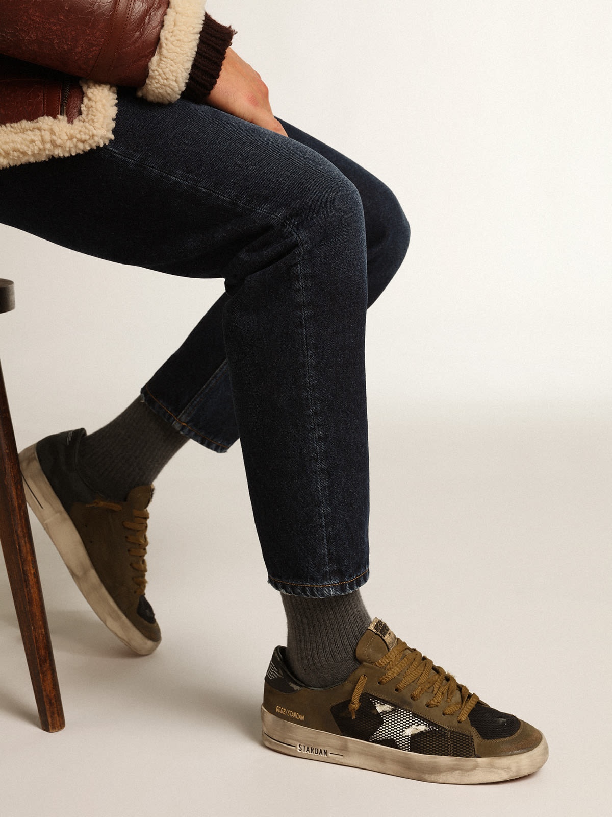 スニーカー GOLDEN  GMF00370 F004118 90179 STARDAN BLACK SILV BLACK Golden Goose STARDAN LEATHER SNEAKERS (GMF00128) – LOZURI®