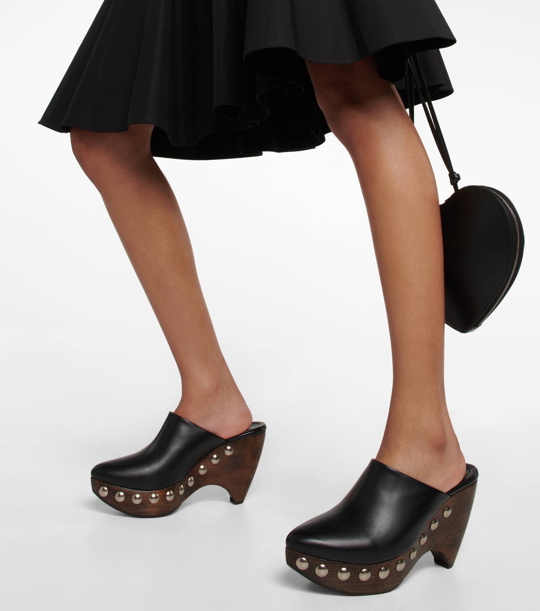 Le Sabot leather and wood pumps - 4