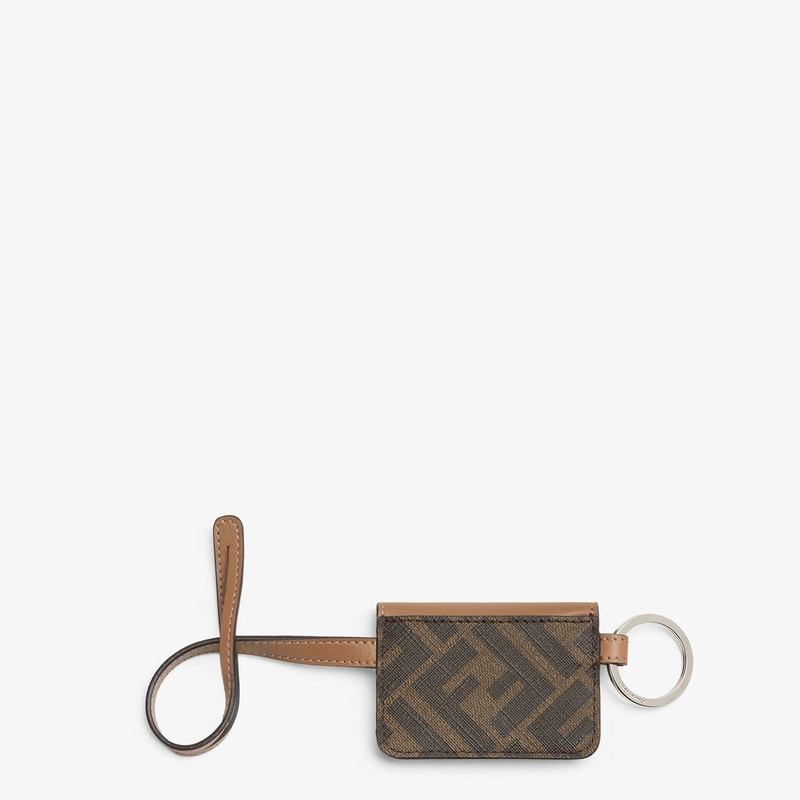 FENDI Baguette coin purse with square flap and FF magnetic clasp. Keyring and adjustable strap for hooking outlook