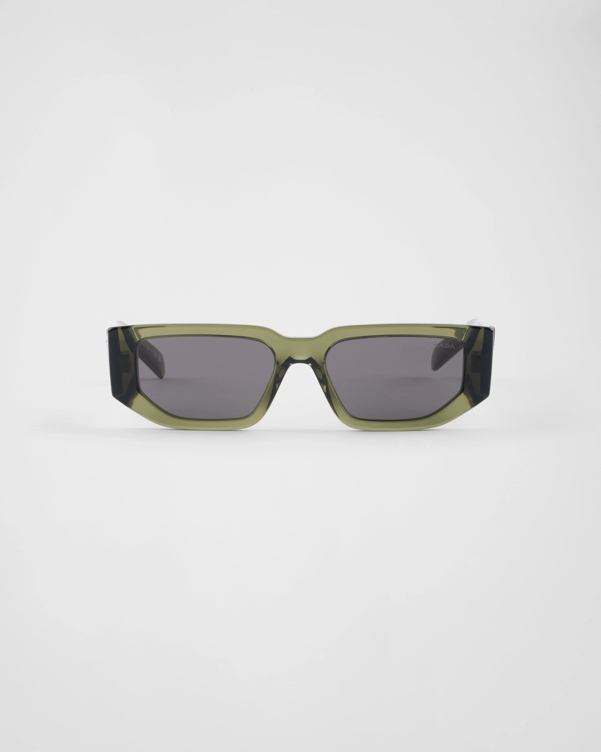 Sunglasses with the triangle logo - 1