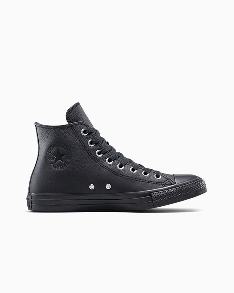 Chuck Taylor All Star Water-Repellent Leather 1