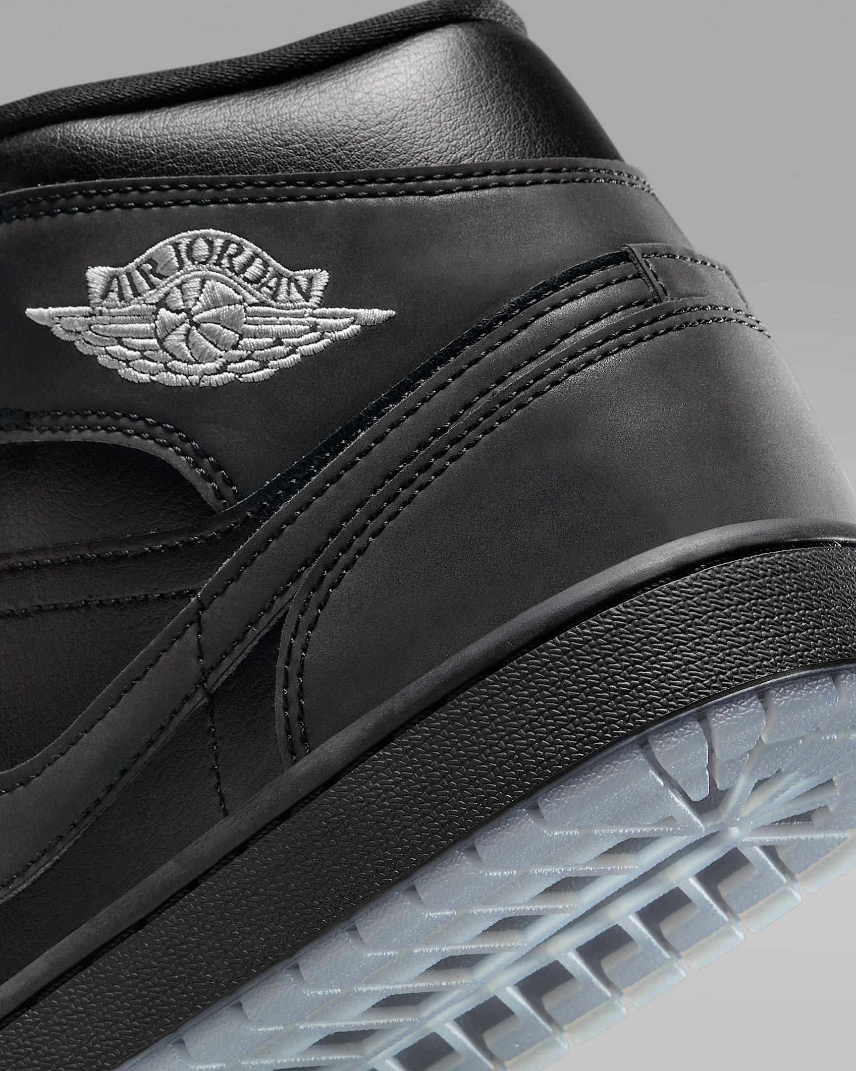 Air Jordan 1 Mid SE Men's Shoes - 8