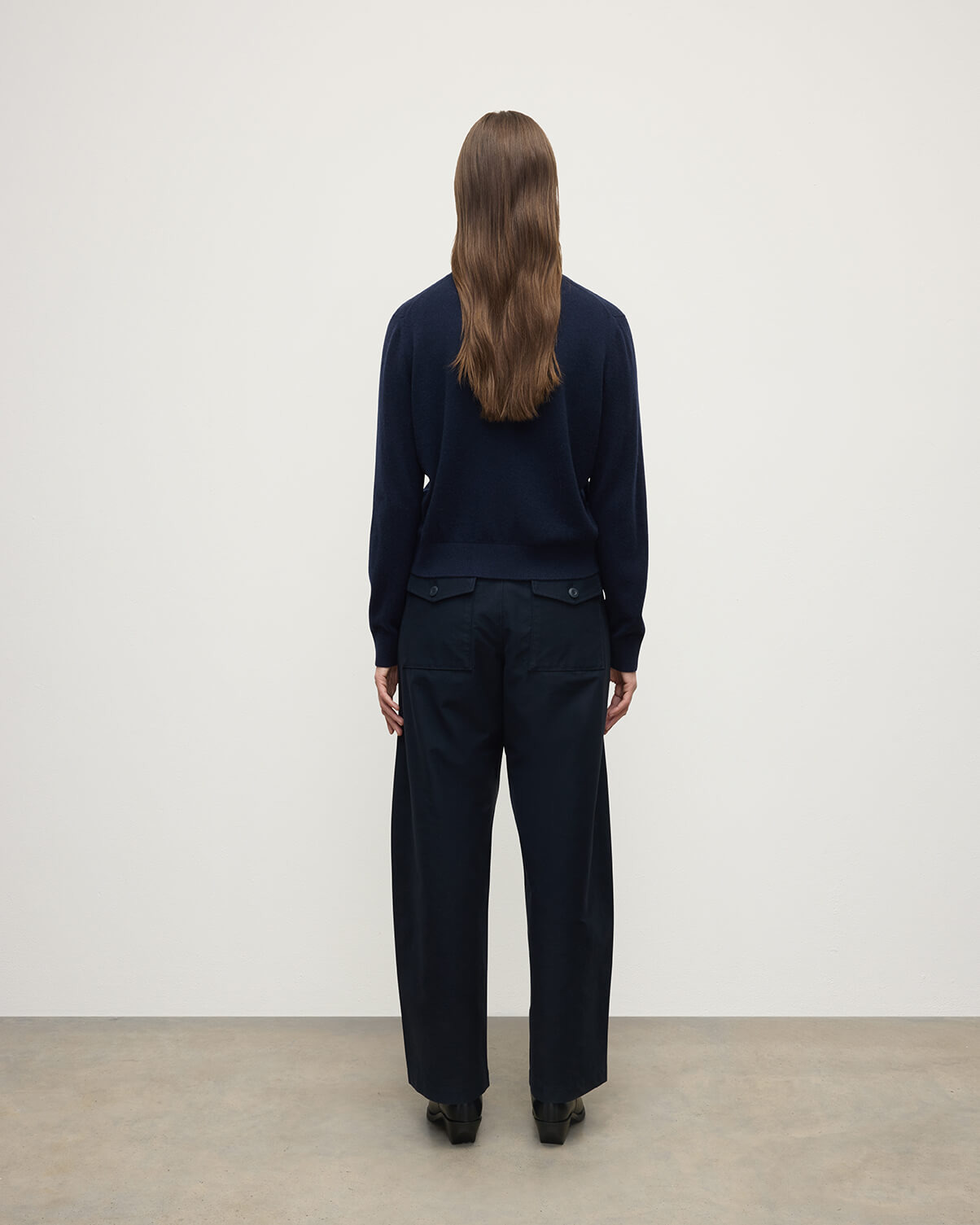 Classic Cashmere Navy V Neck Jumper - 4