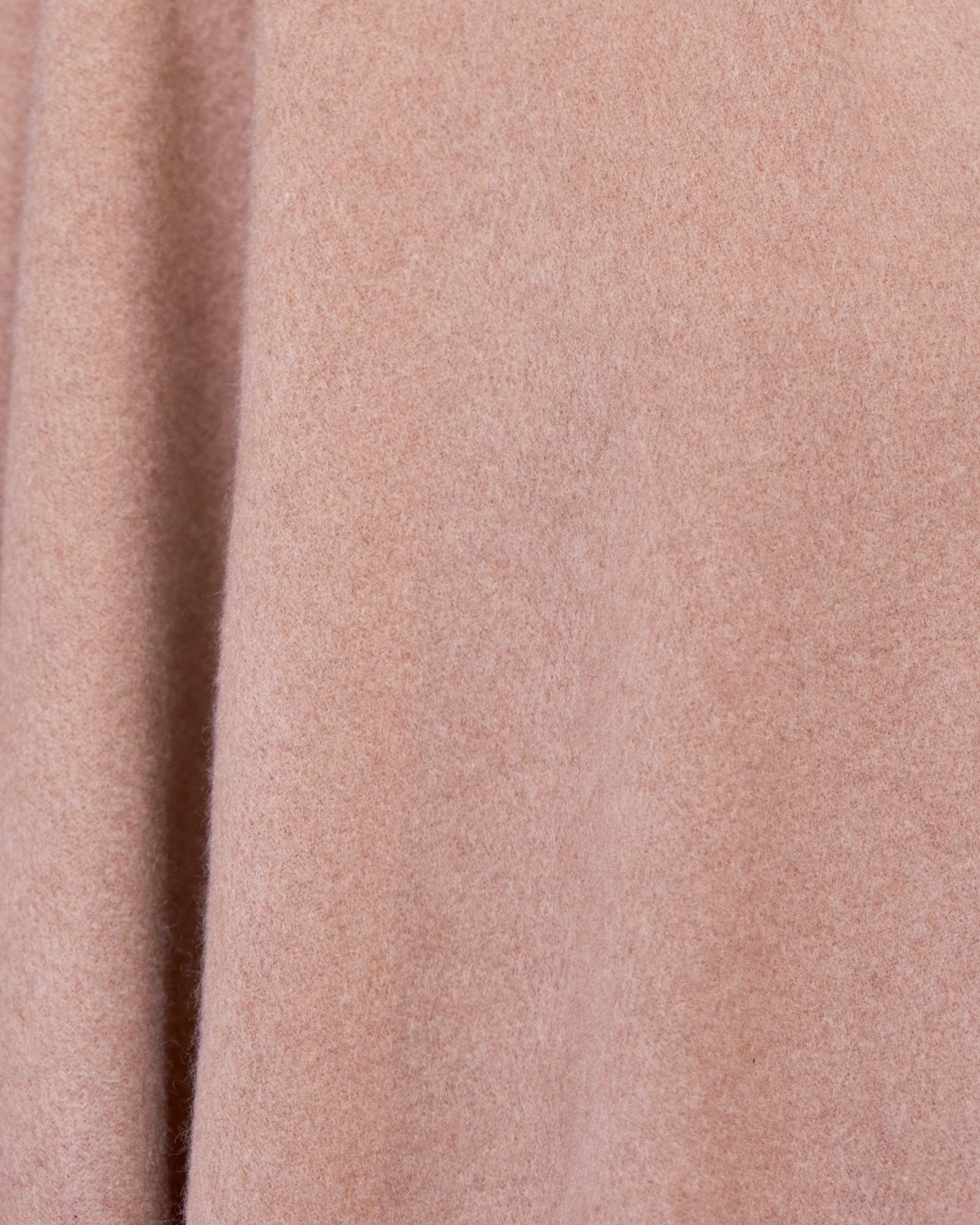 Classic Cashmere Poncho
Midweight Poncho - 2