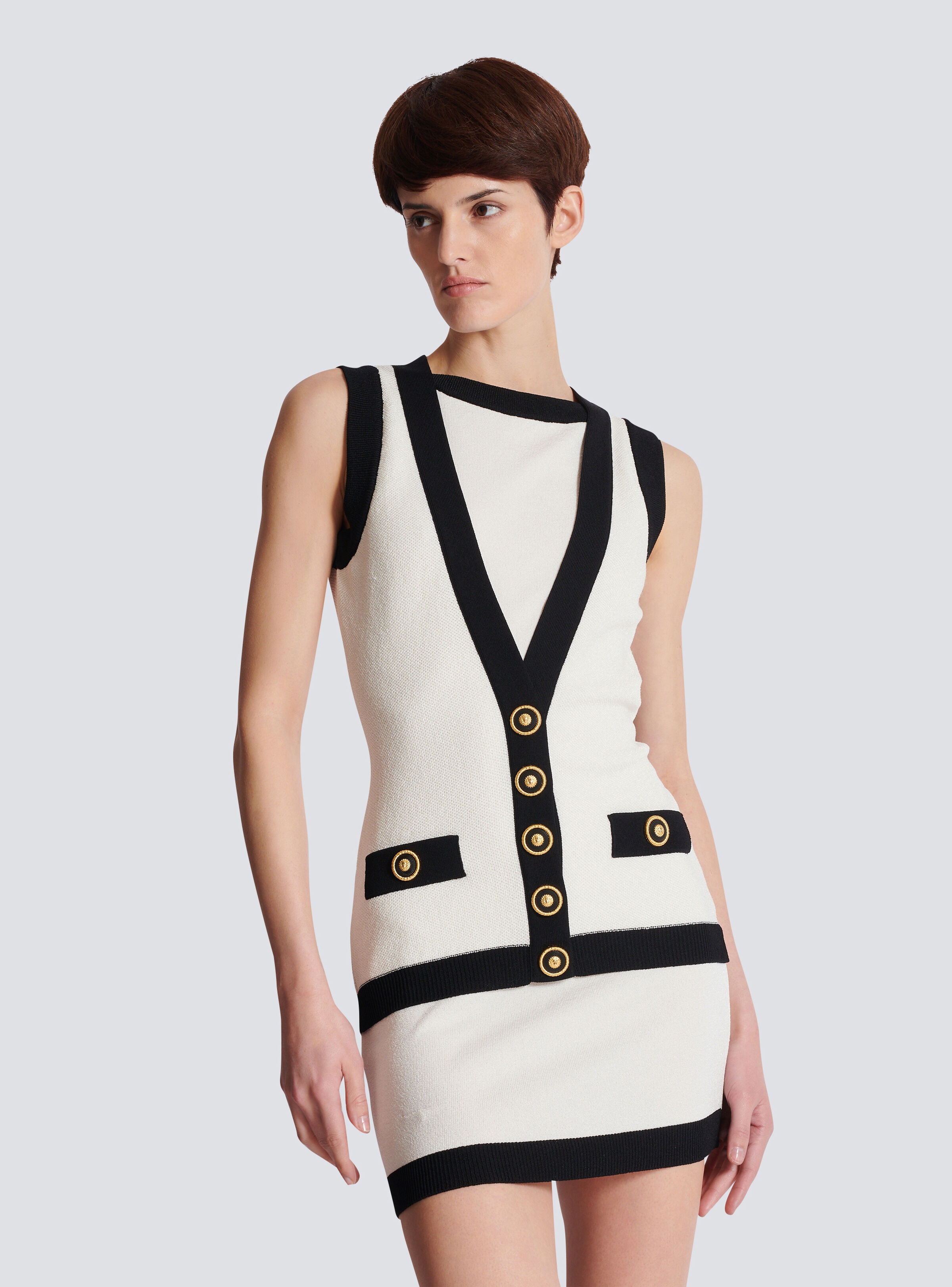 Two-tone knit dress with faux waistcoat design - 6