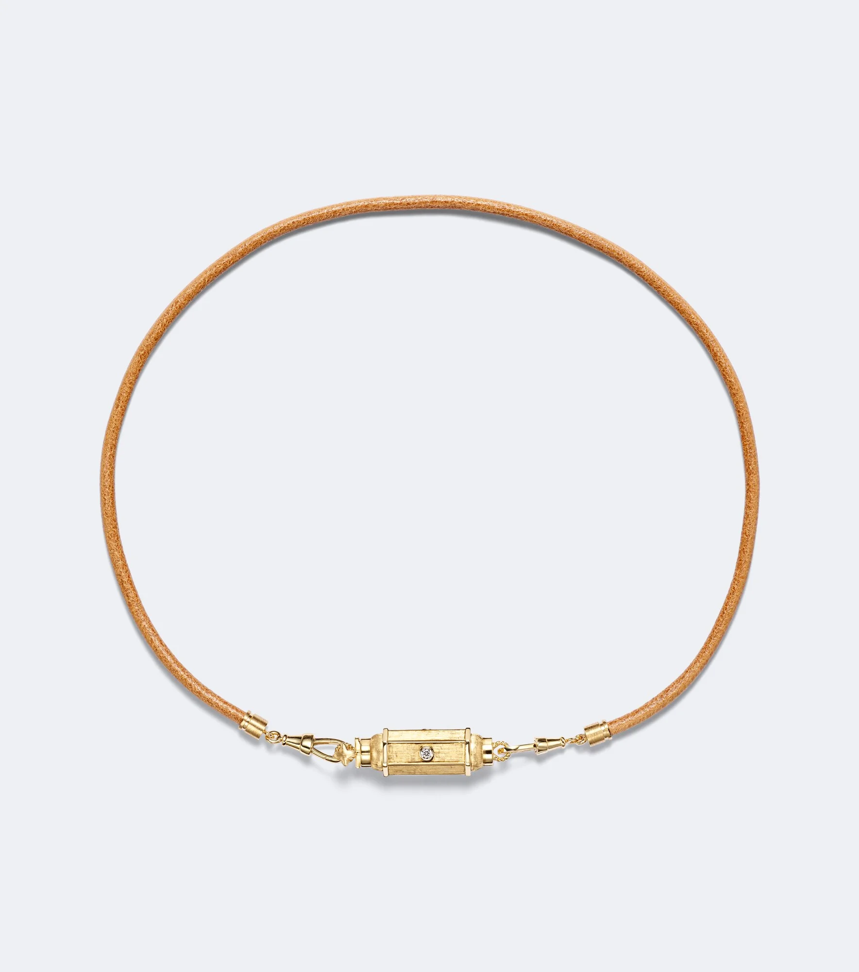 18kt gold and leather pendant necklace with diamonds - 1