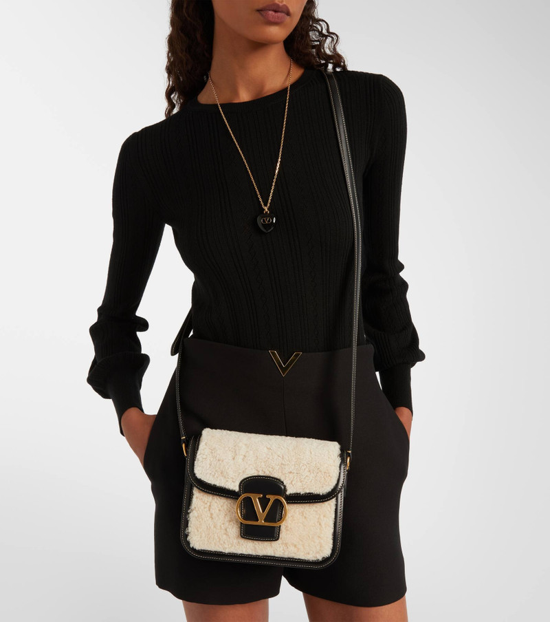 9TO5 shearling and leather shoulder bag 7