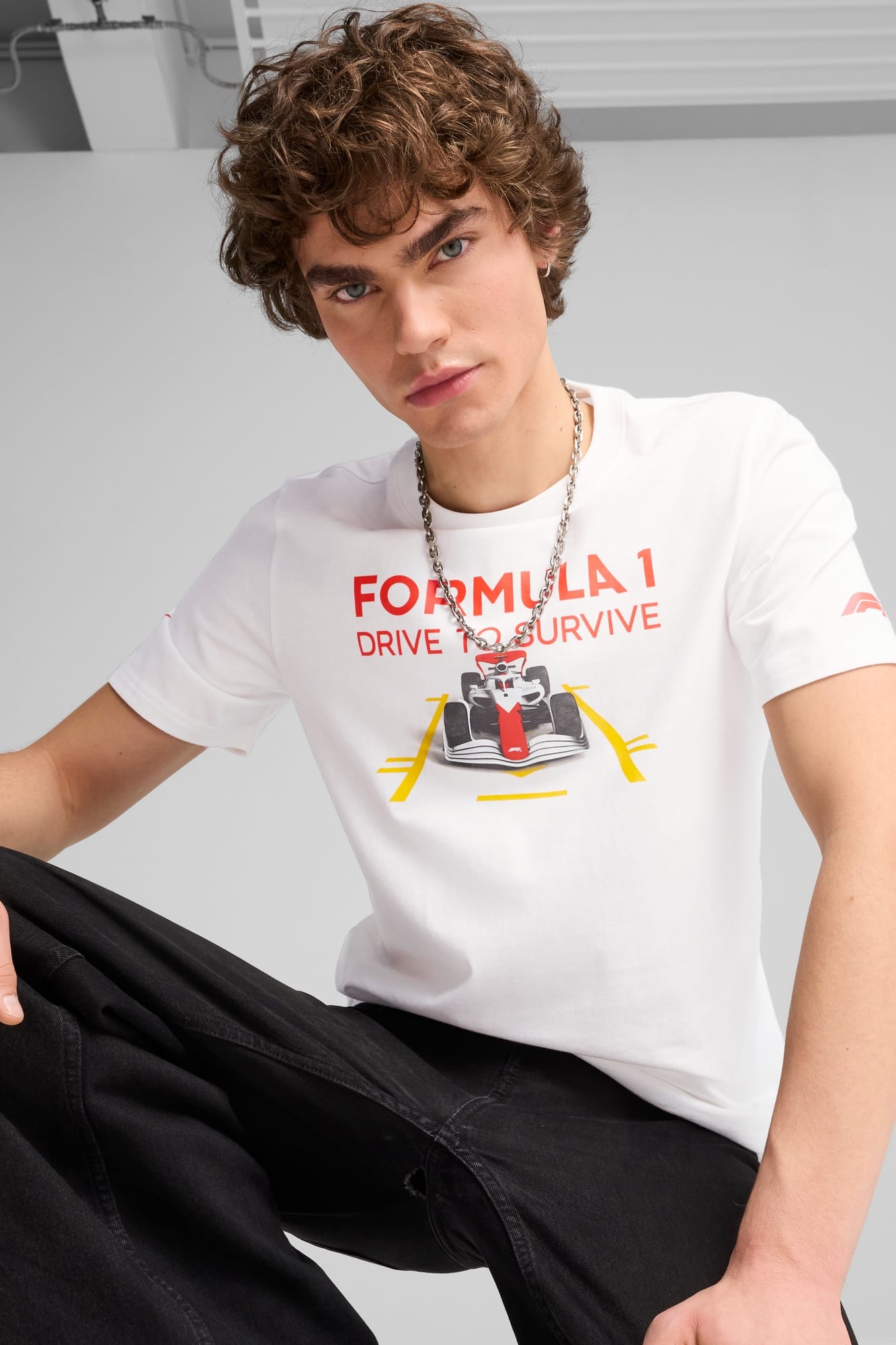 F1® Drive to Survive Men's Tee - 3