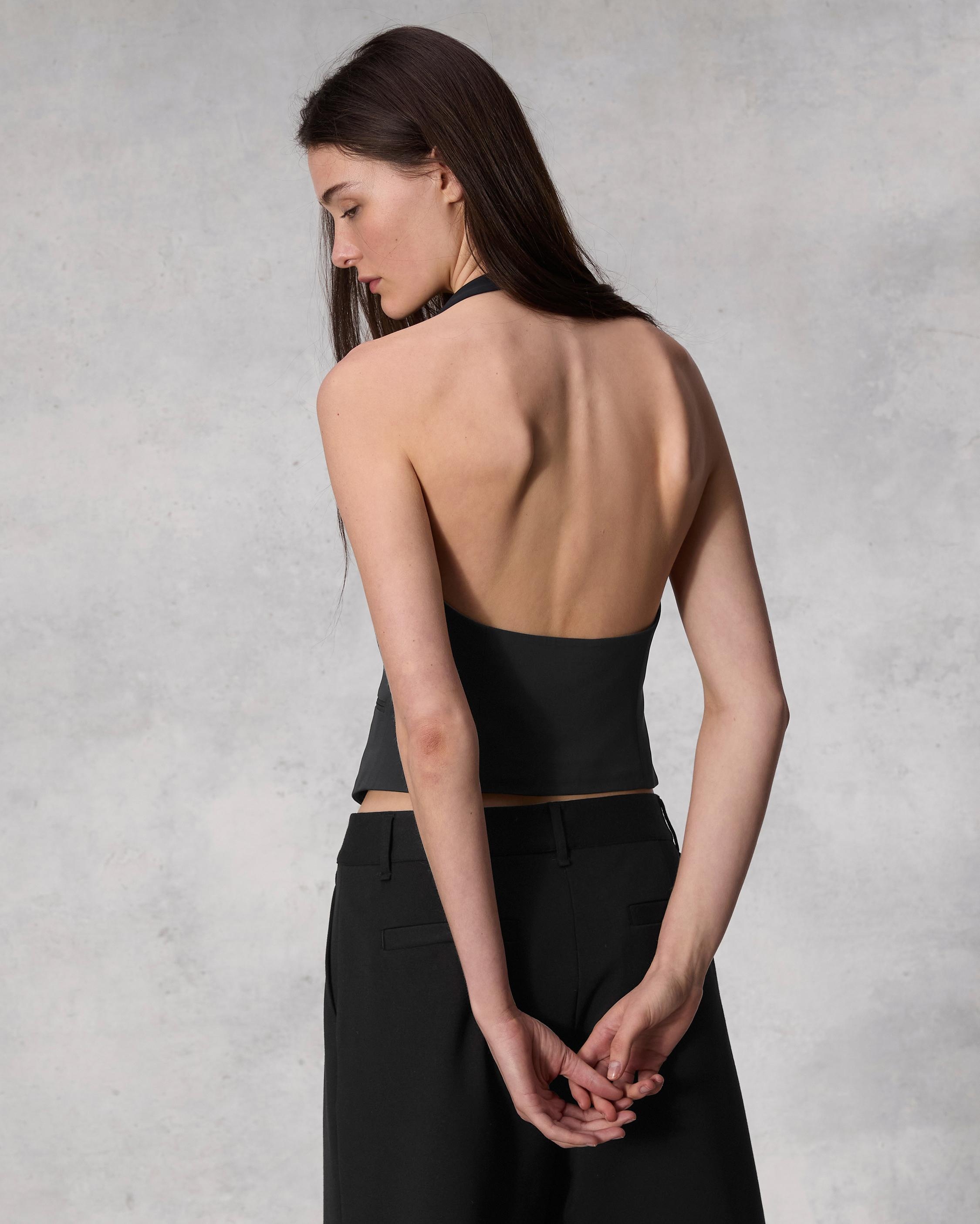 Ethel Crepe Halter Vest
Classic Fit - 5